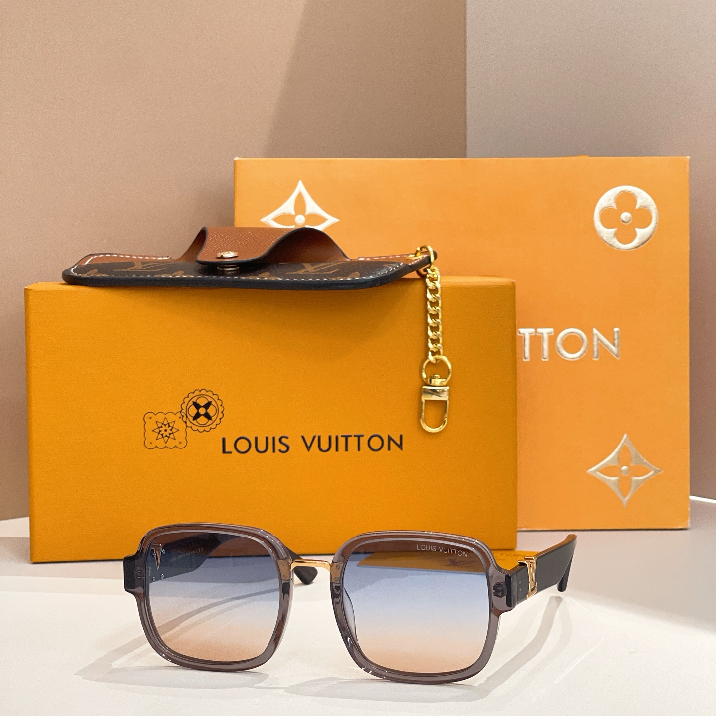 LOUIS VUITTO*🌟🌟🌟MODEL：Z7160🌟🌟🌟SIZE：52口20-145🌟🌟🌟