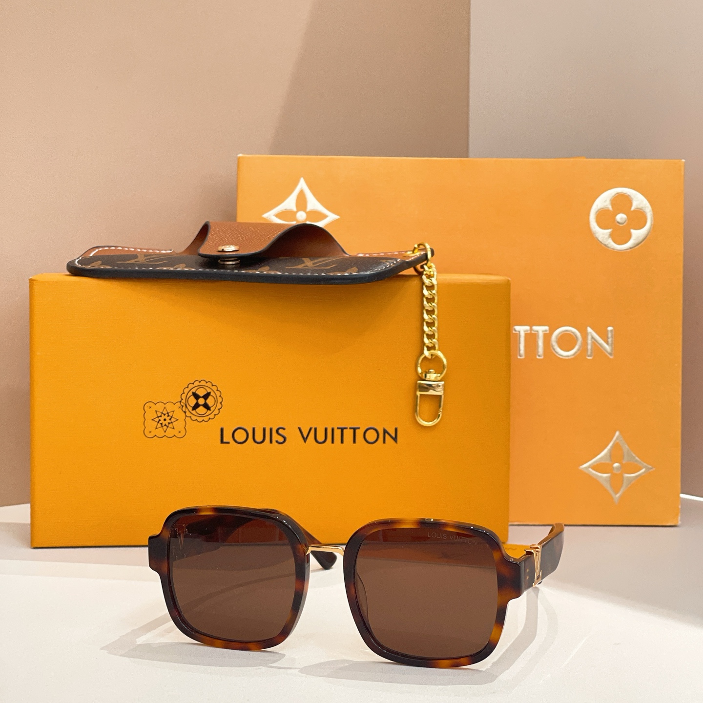 LOUIS VUITTO*🌟🌟🌟MODEL：Z7160🌟🌟🌟SIZE：52口20-145🌟🌟🌟