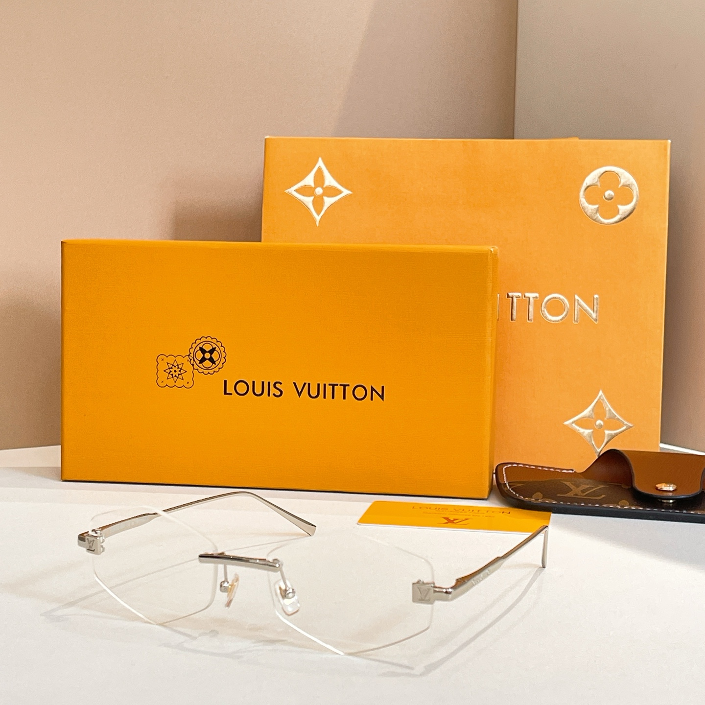 LOUIS VUITTO*✨✨✨MODEL：Z2260U✨✨✨ SIZE：58口19-140✨✨✨