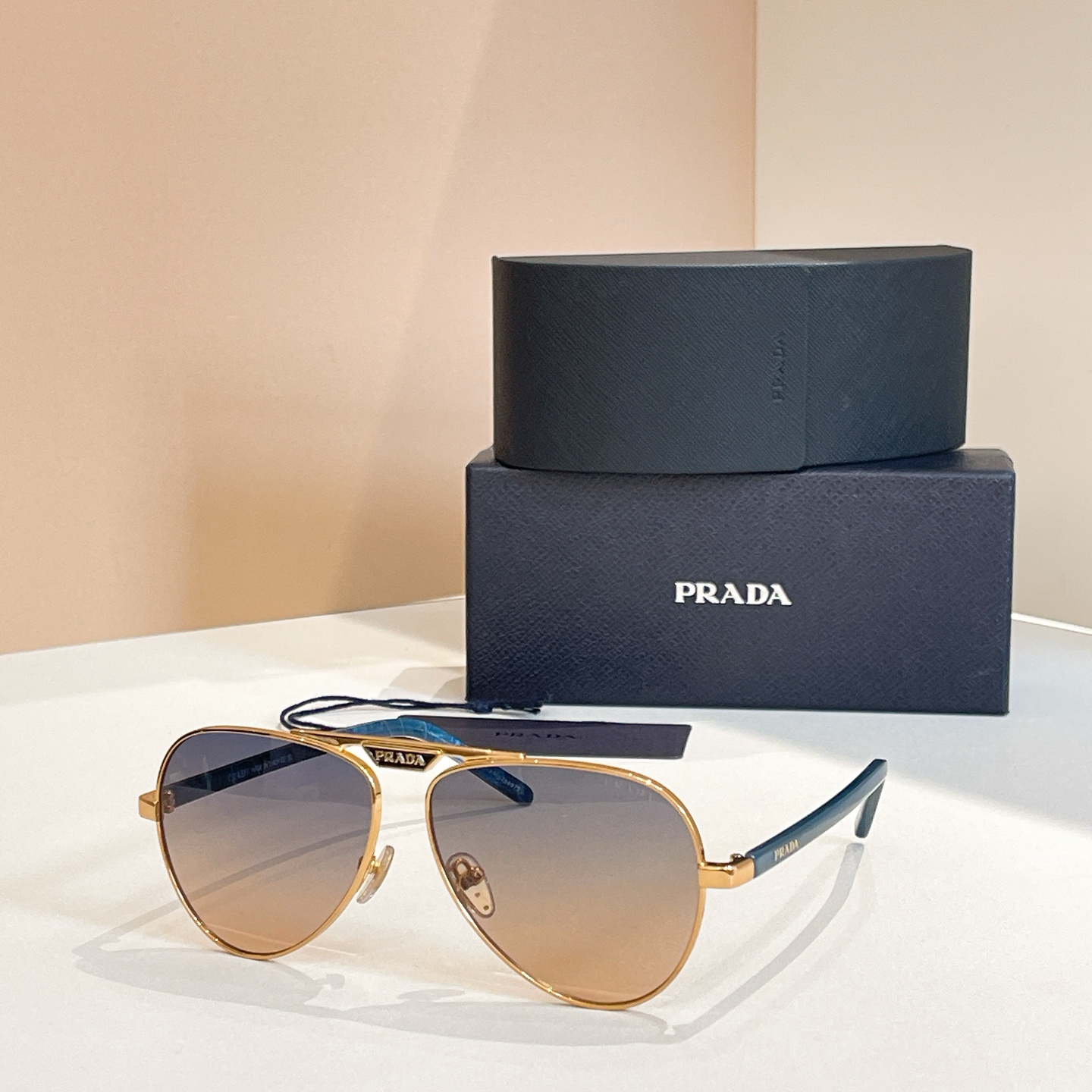 PRADA✨✨✨MODEL：PR A88XS✨✨✨SIZE：57口15-145✨✨✨ 