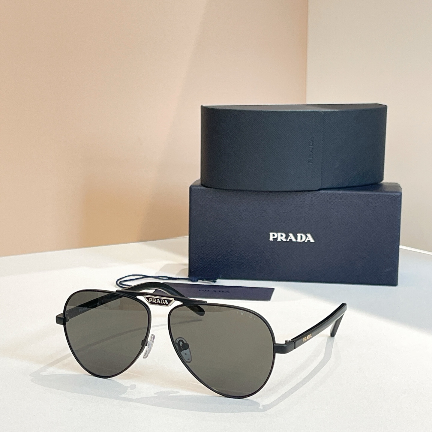 PRADA✨✨✨MODEL：PR A88XS✨✨✨SIZE：57口15-145✨✨✨ 