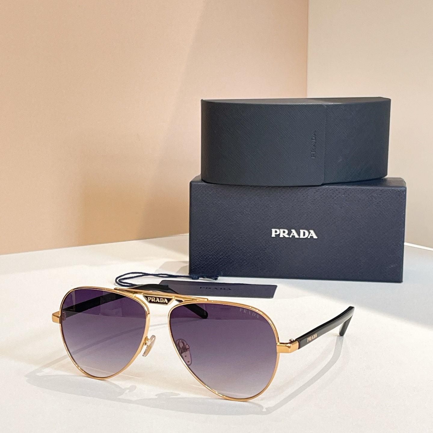 PRADA✨✨✨MODEL：PR A88XS✨✨✨SIZE：57口15-145✨✨✨ 