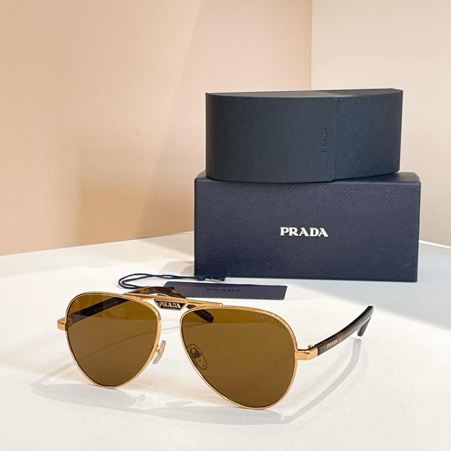 PRADA✨✨✨MODEL：PR A88XS✨✨✨SIZE：57口15-145✨✨✨ 