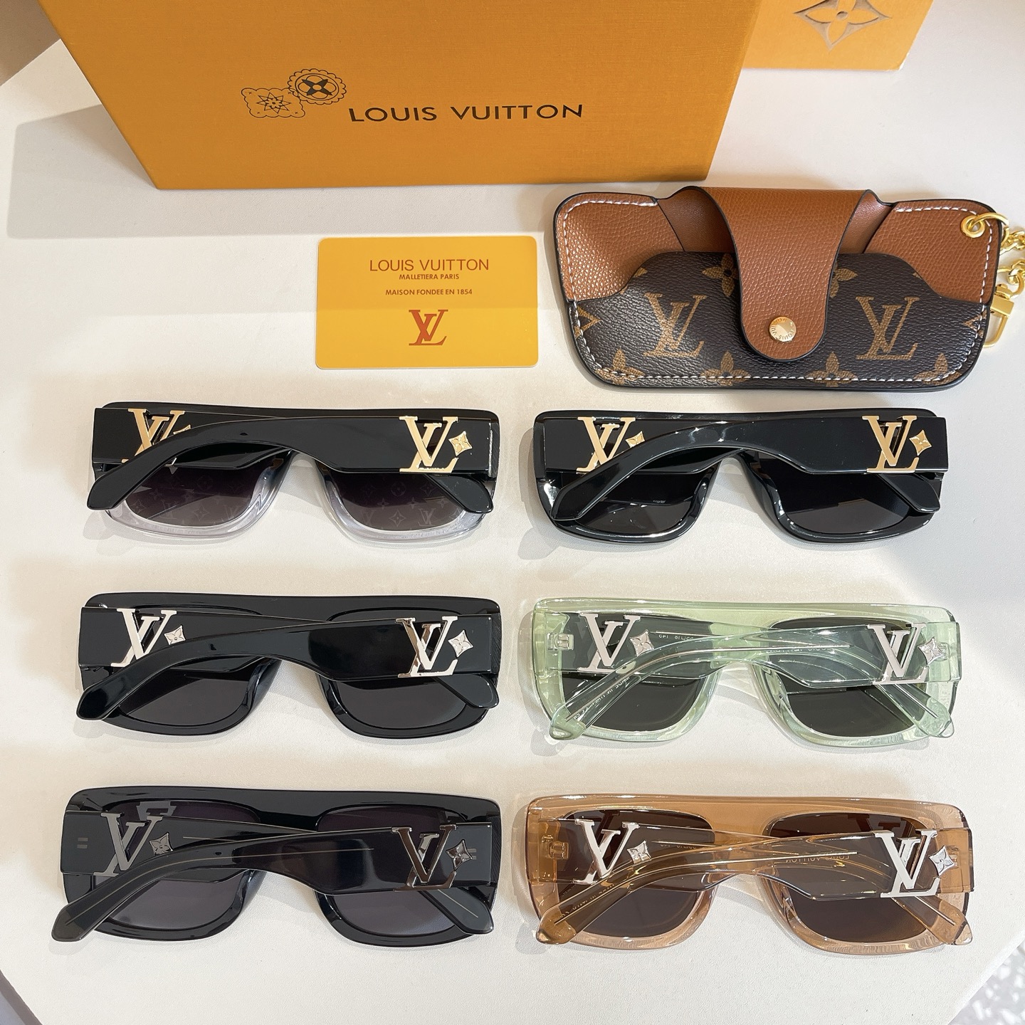 LOUIS VUITTO*✨✨✨MODEL：Z2872U✨✨✨SIZE：55口18-145 ✨✨✨ 