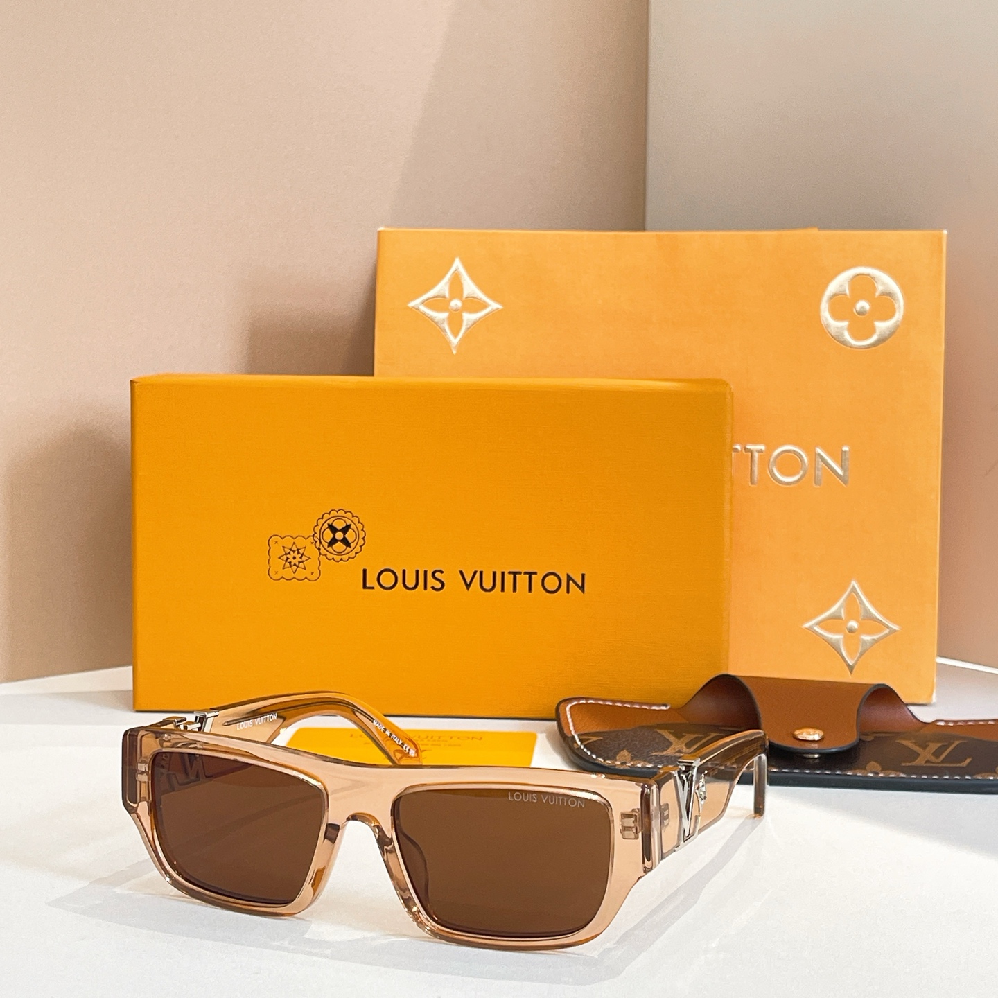 LOUIS VUITTO*✨✨✨MODEL：Z2873U✨✨✨SIZE：55口18-145 ✨✨✨ 