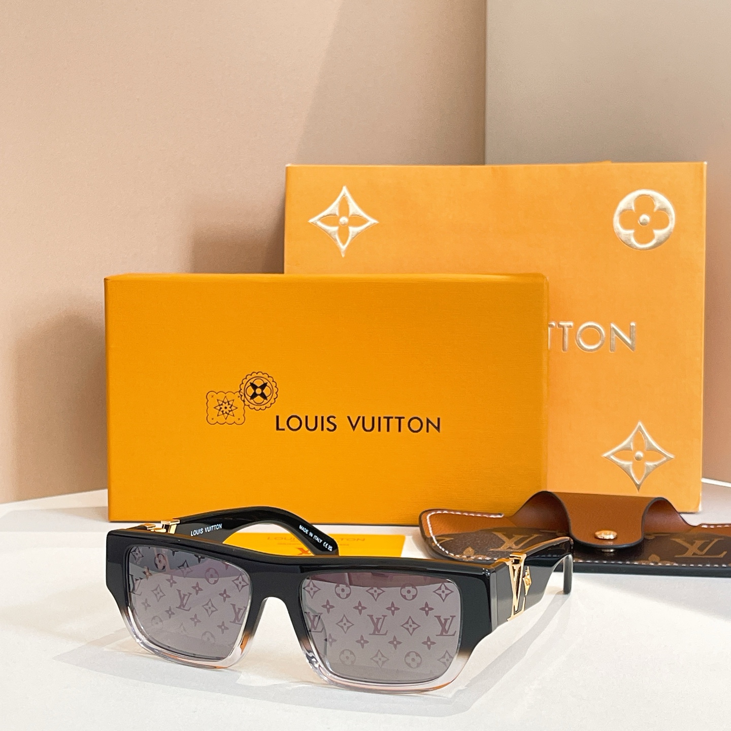 LOUIS VUITTO*✨✨✨MODEL：Z2873U✨✨✨SIZE：55口18-145 ✨✨✨ 