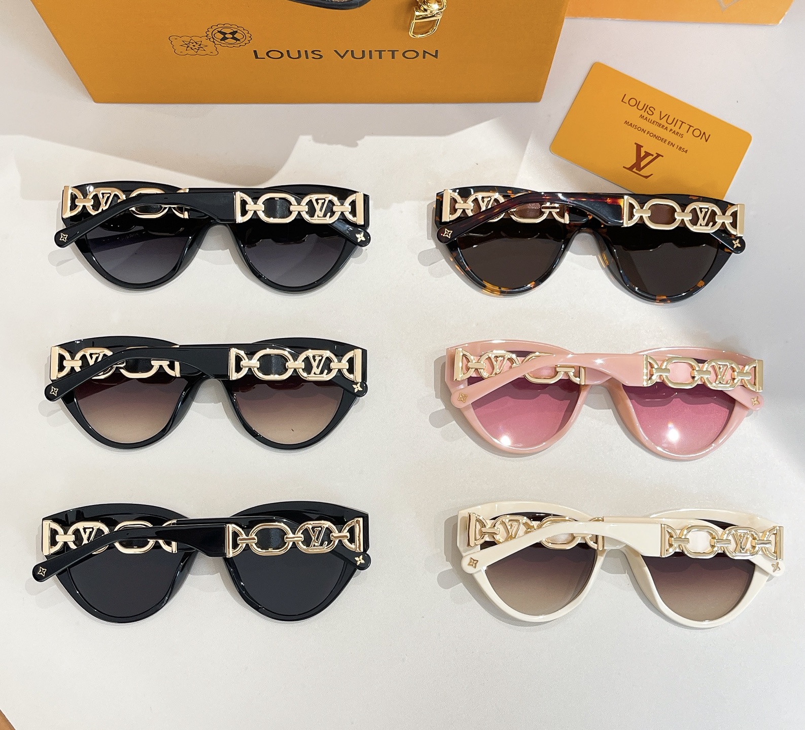 LOUIS VUITTO*✨✨✨MODEL：Z2640U✨✨✨ SIZE：54口20-145✨✨✨