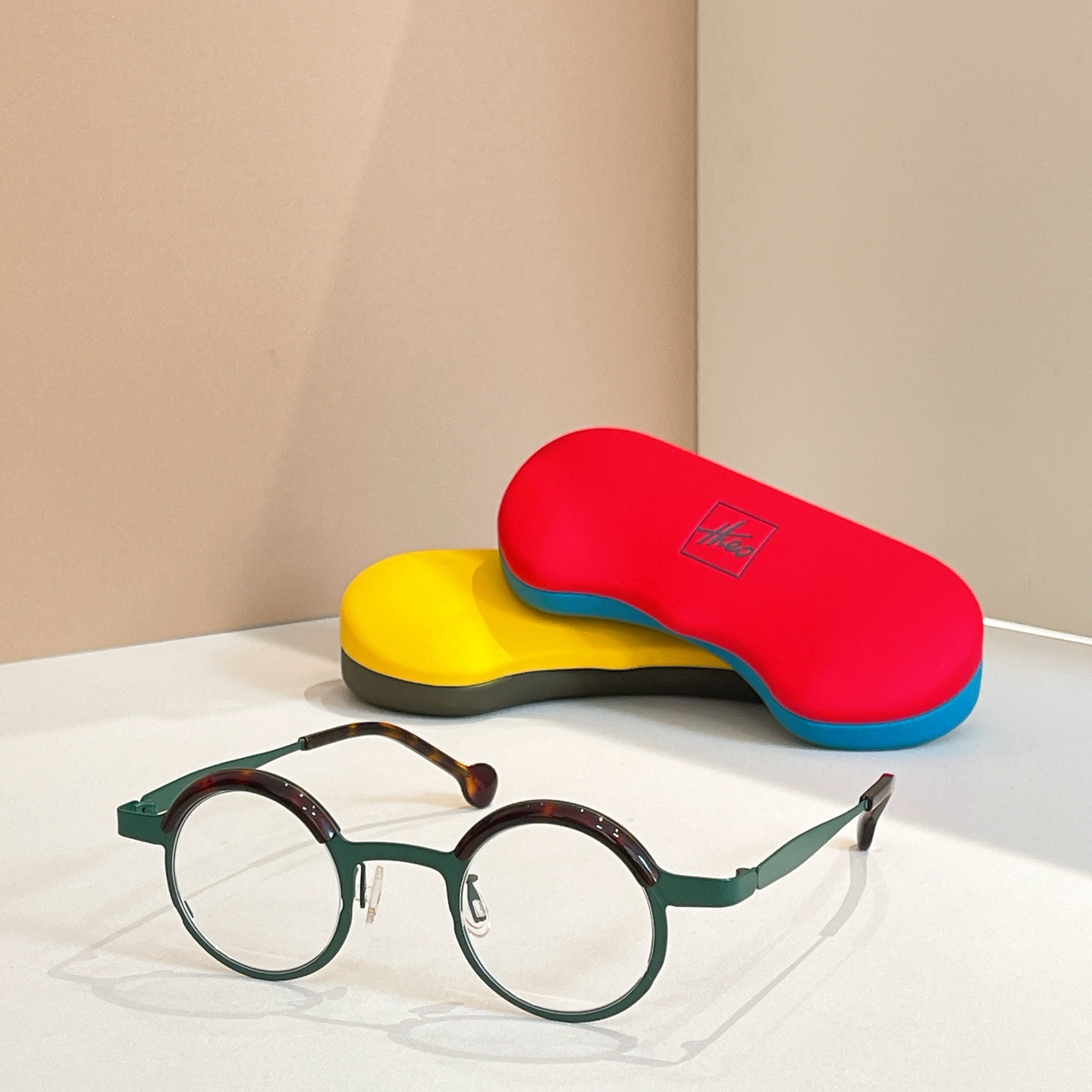 THEO⚜️⚜️⚜️MODEL：436⚜️⚜️⚜️钛~~光学镜,盒子➕15