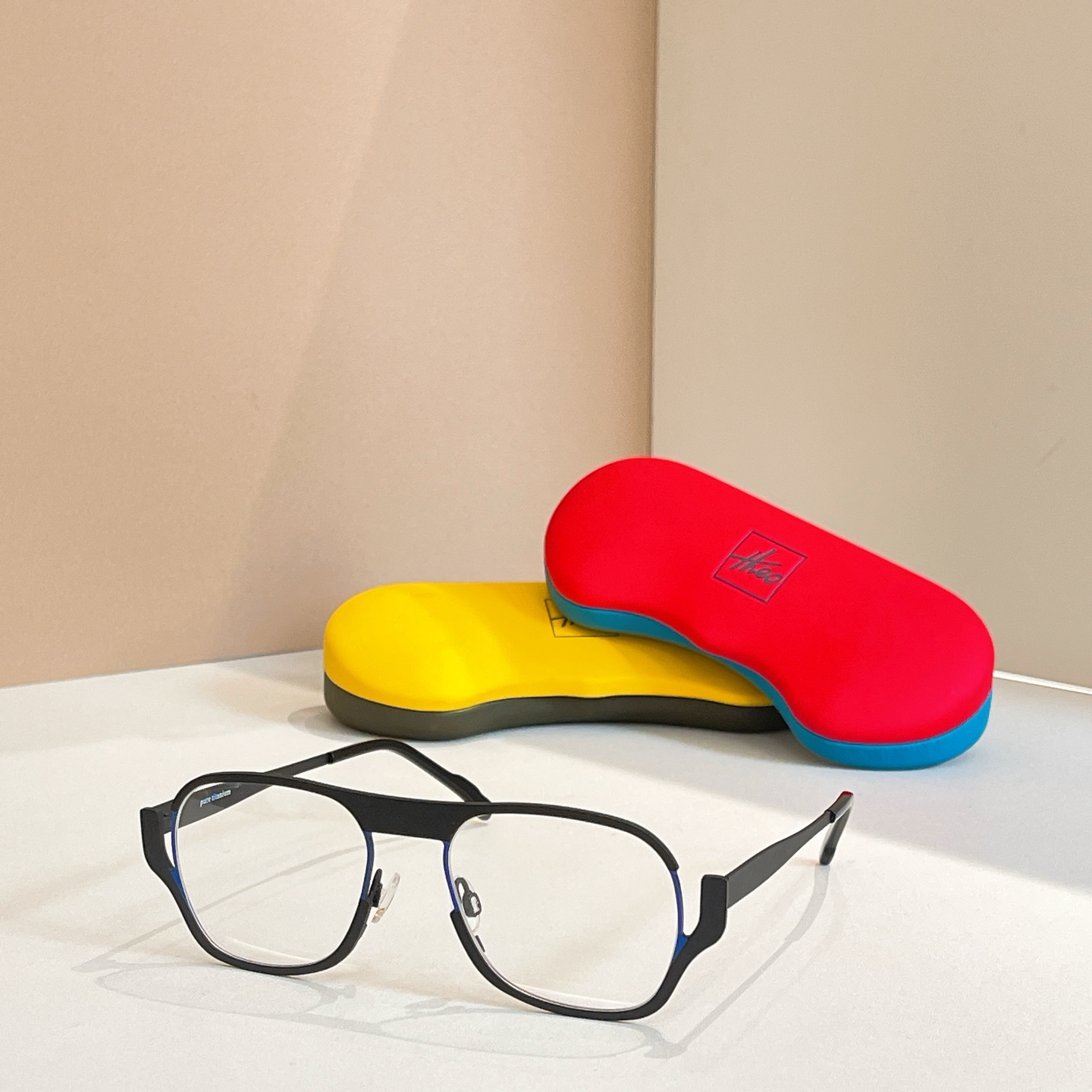 THEO⚜️⚜️⚜️MODEL:Plan⚜️⚜️⚜️钛~~光学镜,盒子➕15