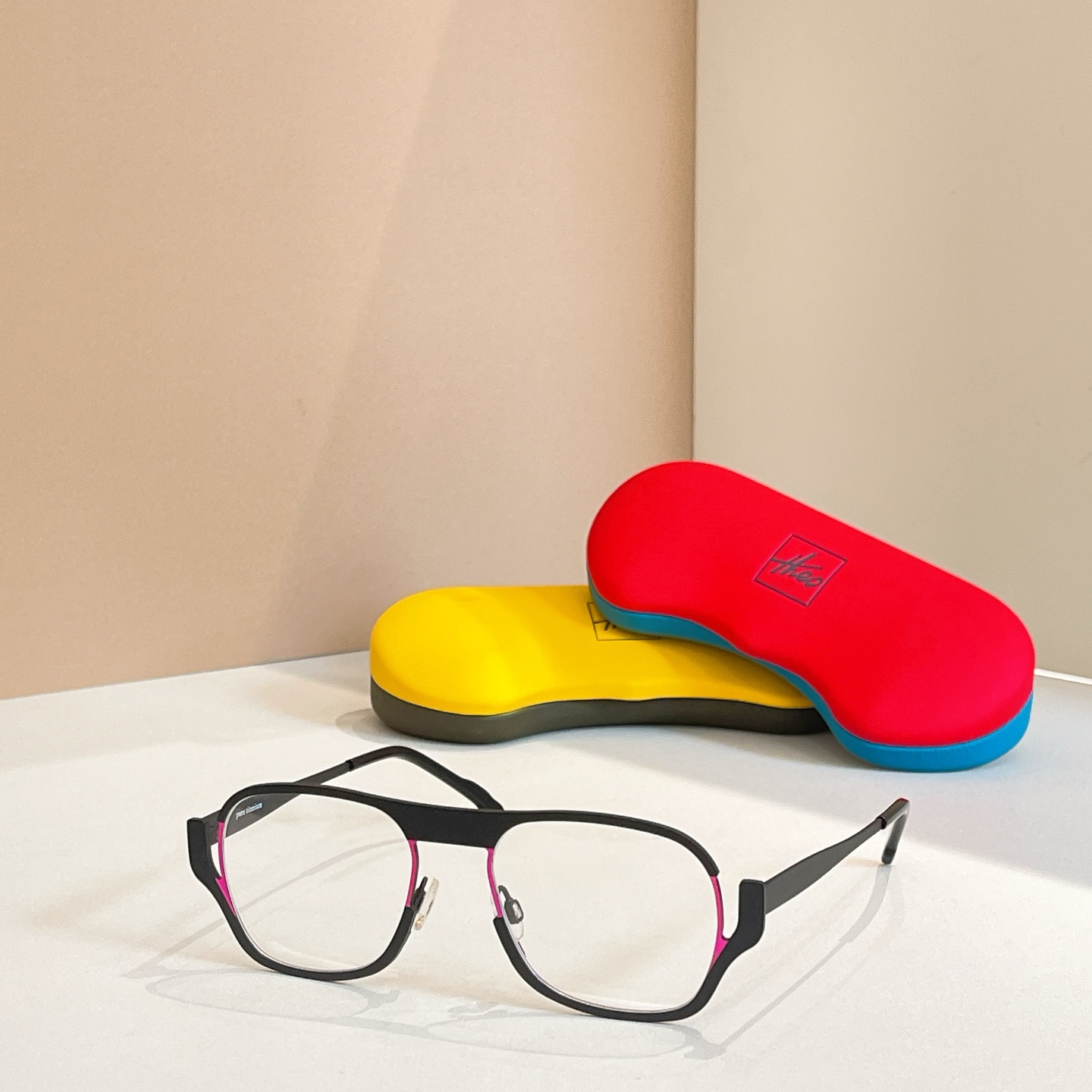 THEO⚜️⚜️⚜️MODEL:Plan⚜️⚜️⚜️钛~~光学镜,盒子➕15