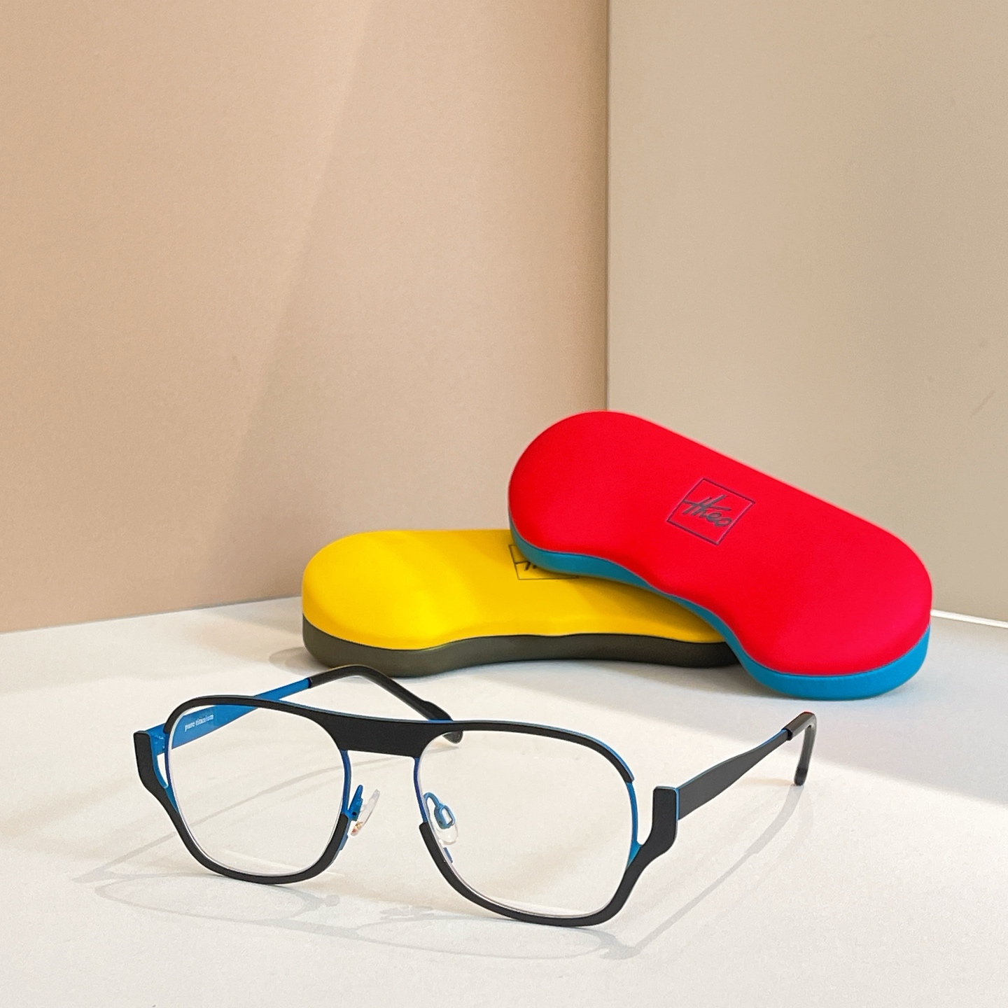 THEO⚜️⚜️⚜️MODEL:Plan⚜️⚜️⚜️钛~~光学镜,盒子➕15