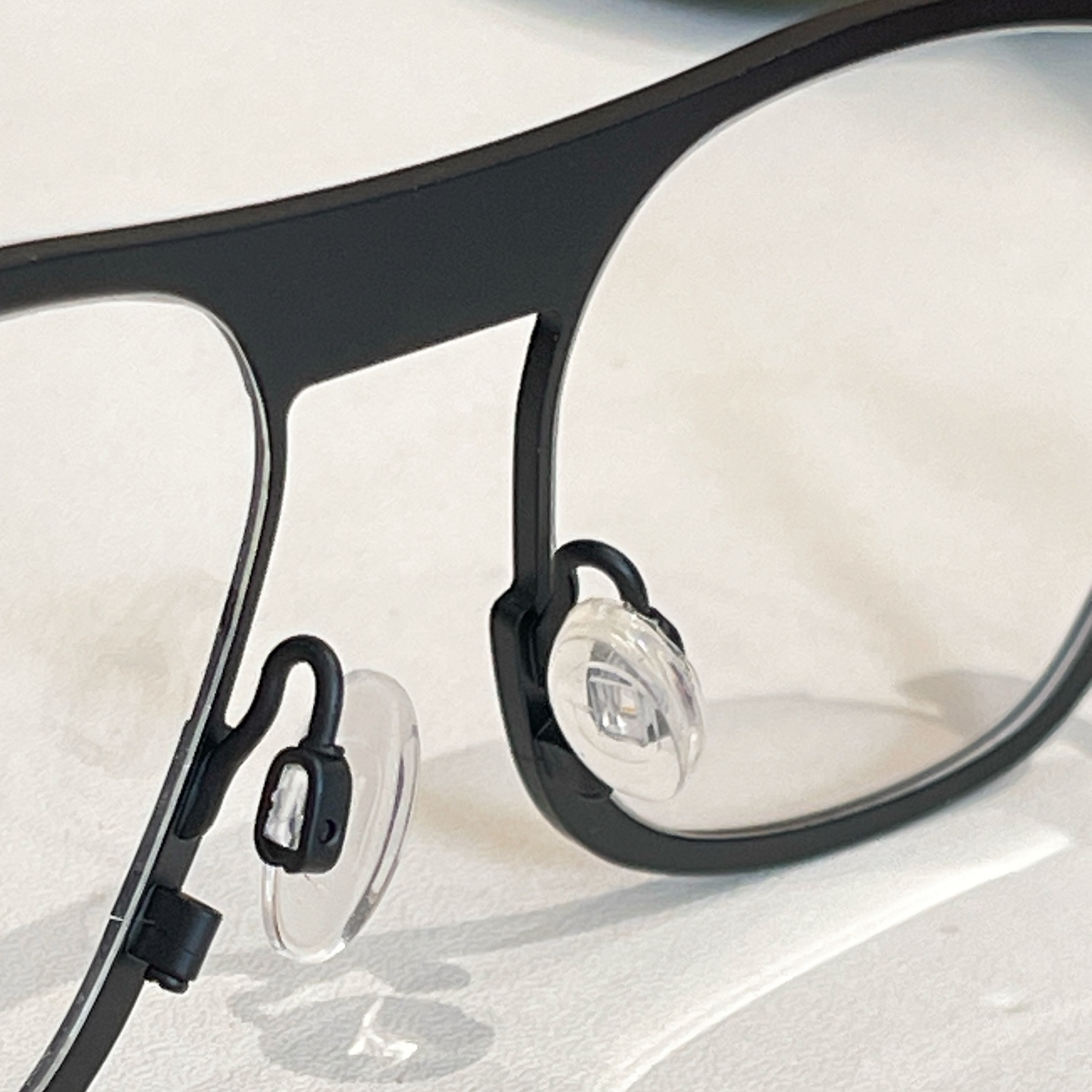 THEO⚜️⚜️⚜️MODEL:Plan⚜️⚜️⚜️钛~~光学镜,盒子➕15