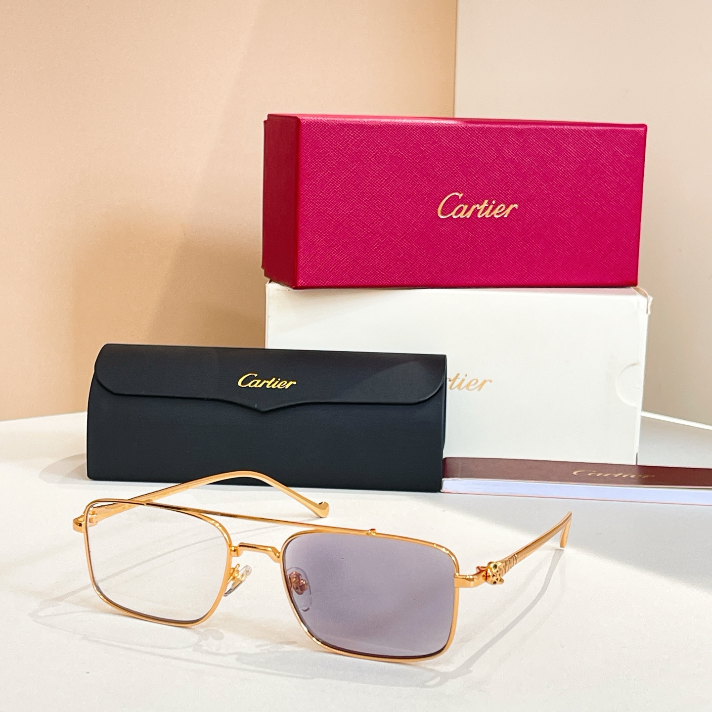 Cartie*✨✨✨MODEL：CT01593I✨ ✨ ✨ SIZE142✨✨✨，变色

