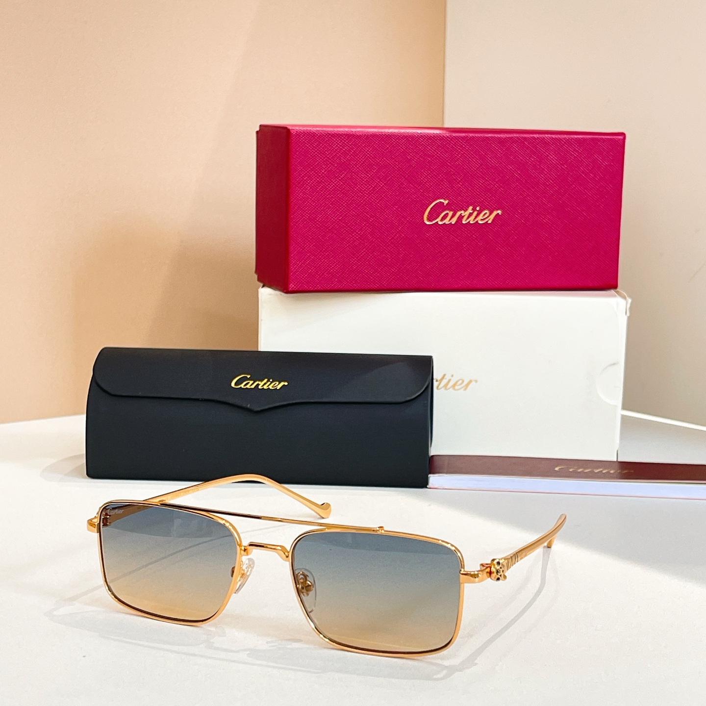 Cartie*✨✨✨MODEL：CT01593I✨ ✨ ✨ SIZE142✨✨✨，变色

