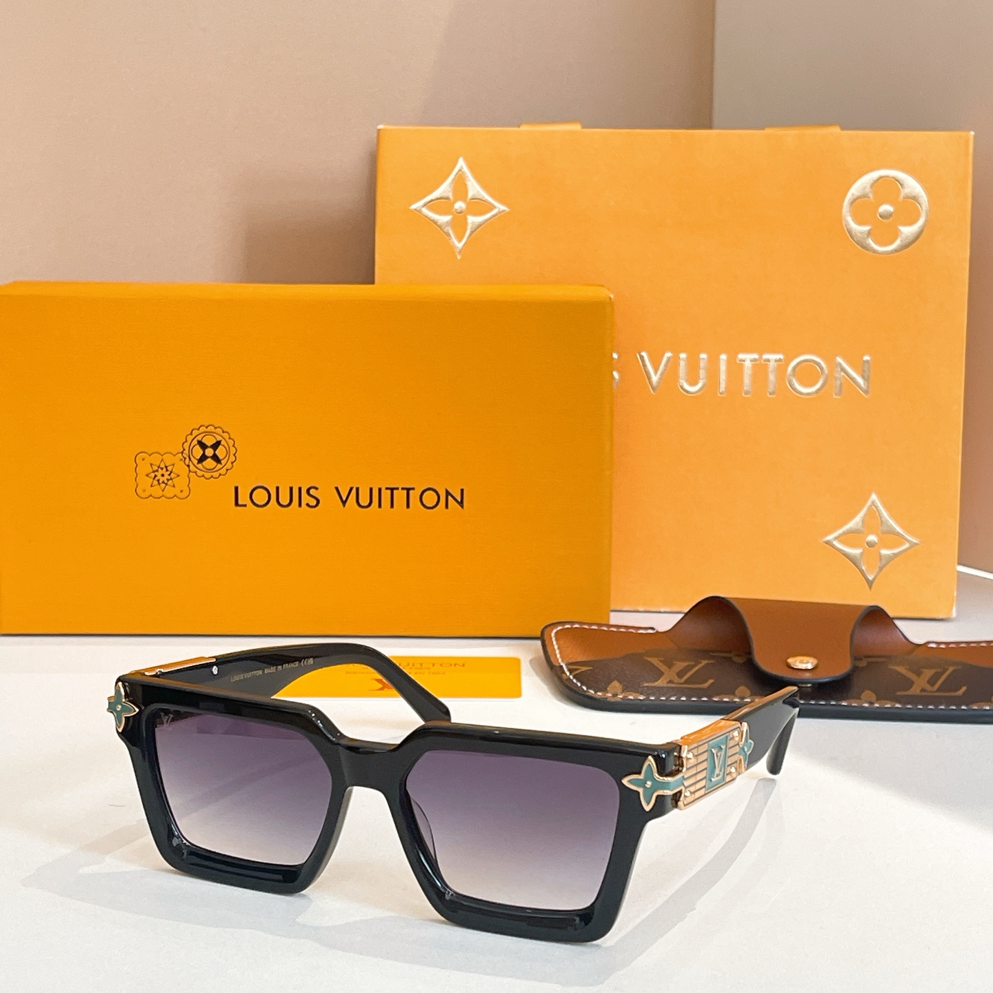 LOUIS VUITTO*✨✨✨MODEL：Z2014U ✨✨✨ SIZE：55口17-140✨✨✨