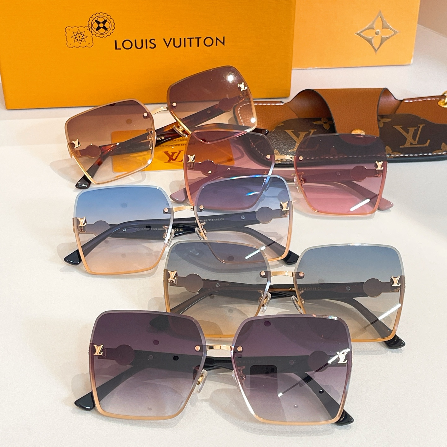 LOUIS VUITTO*✨✨✨MODEL：Z1874 ✨✨✨ SIZE：61口13-148 ✨✨✨