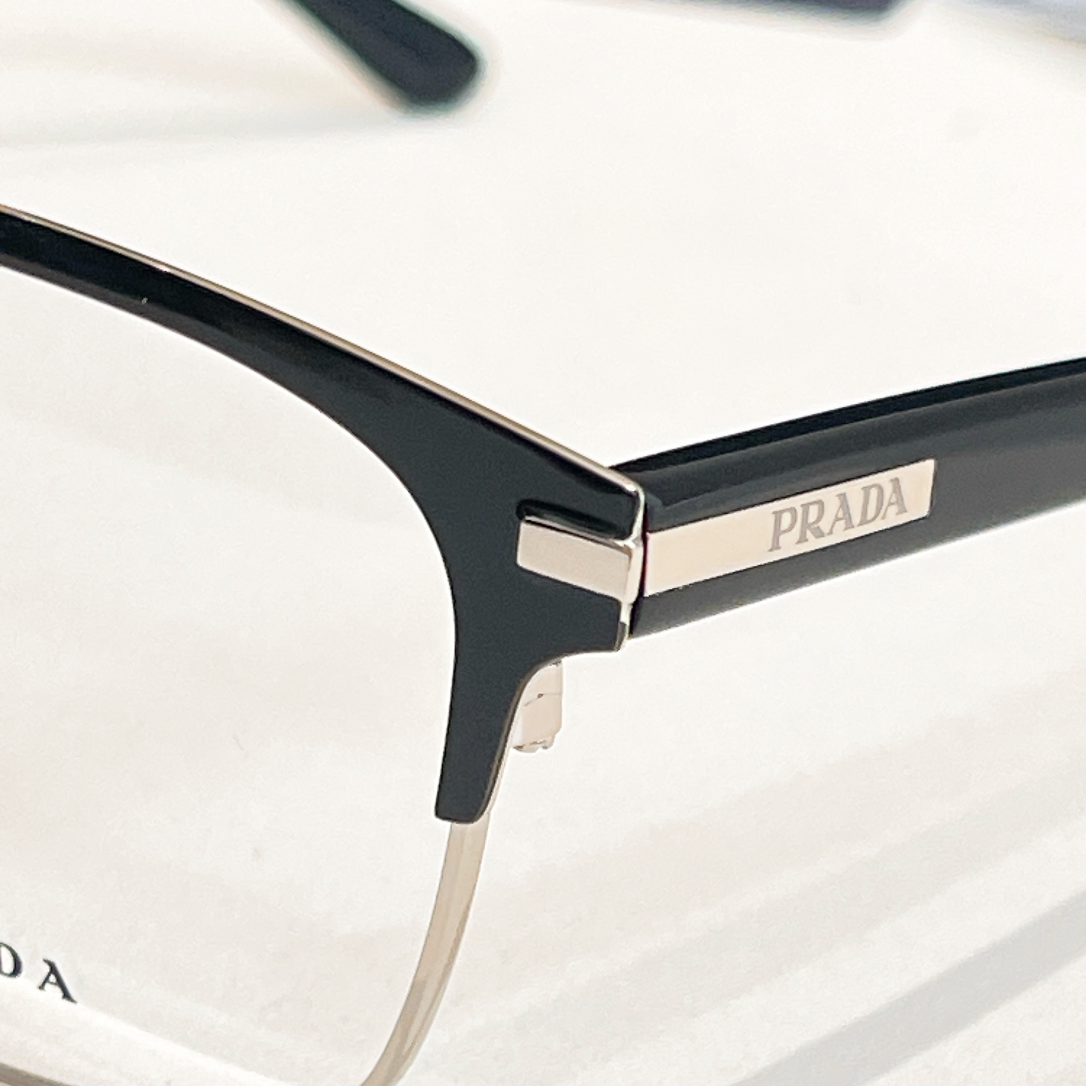 PRADA✨✨✨MODEL：VPR 58Z  ✨✨✨SIZE：56口19-145 ✨✨✨高版本～～ 