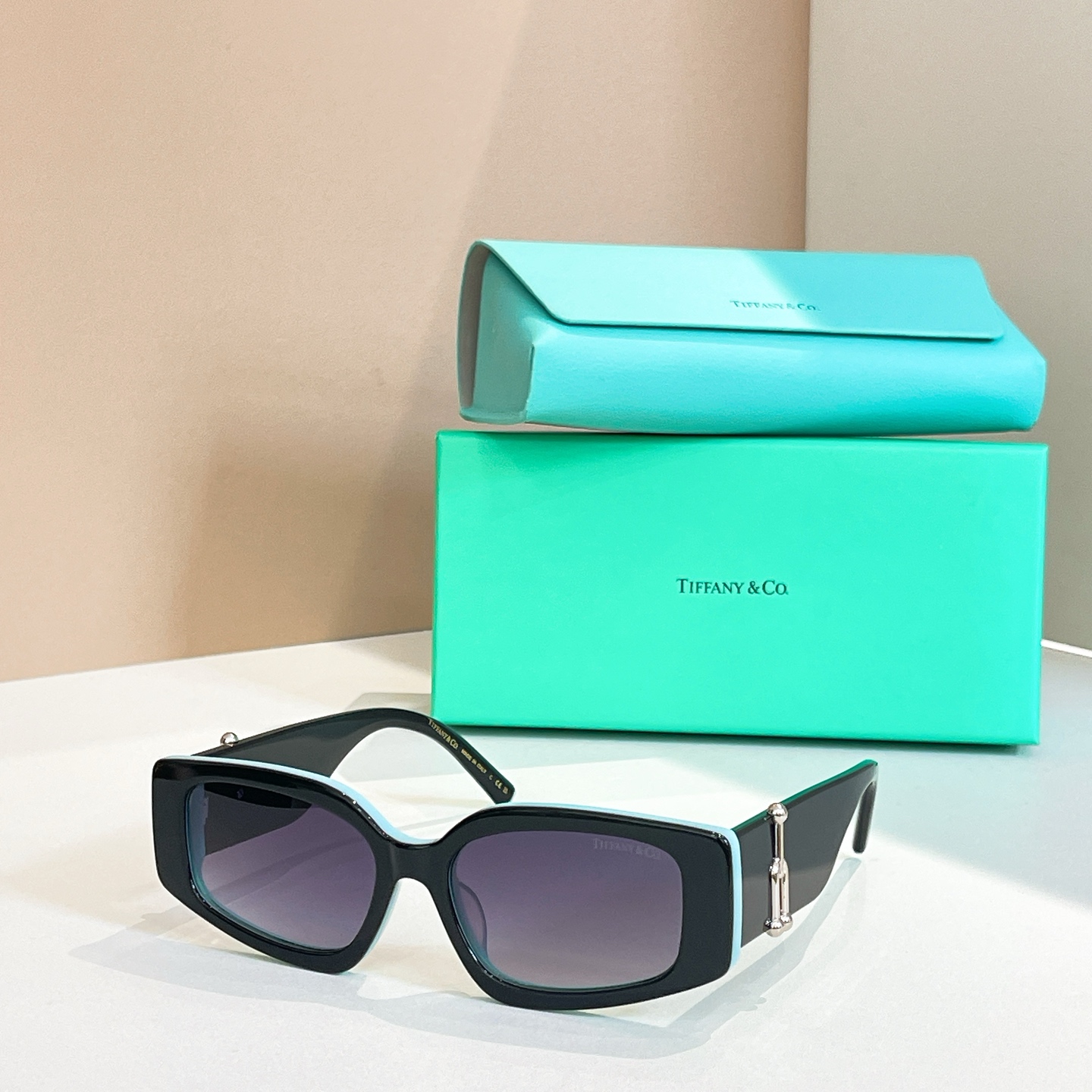 TIFFANY&Co.✨✨✨MODEL：TF 4208✨✨✨ SIZE：54口17-140✨✨✨