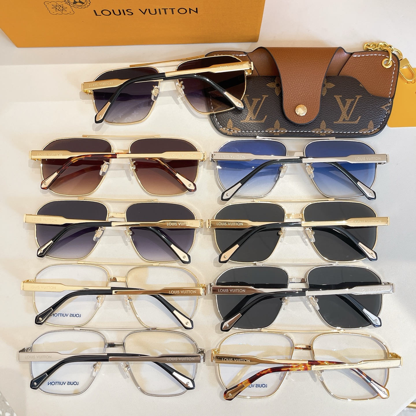 LOUIS VUITTO*✨✨✨MODEL：Z2549U✨✨✨ SIZE：60口17-145✨✨✨