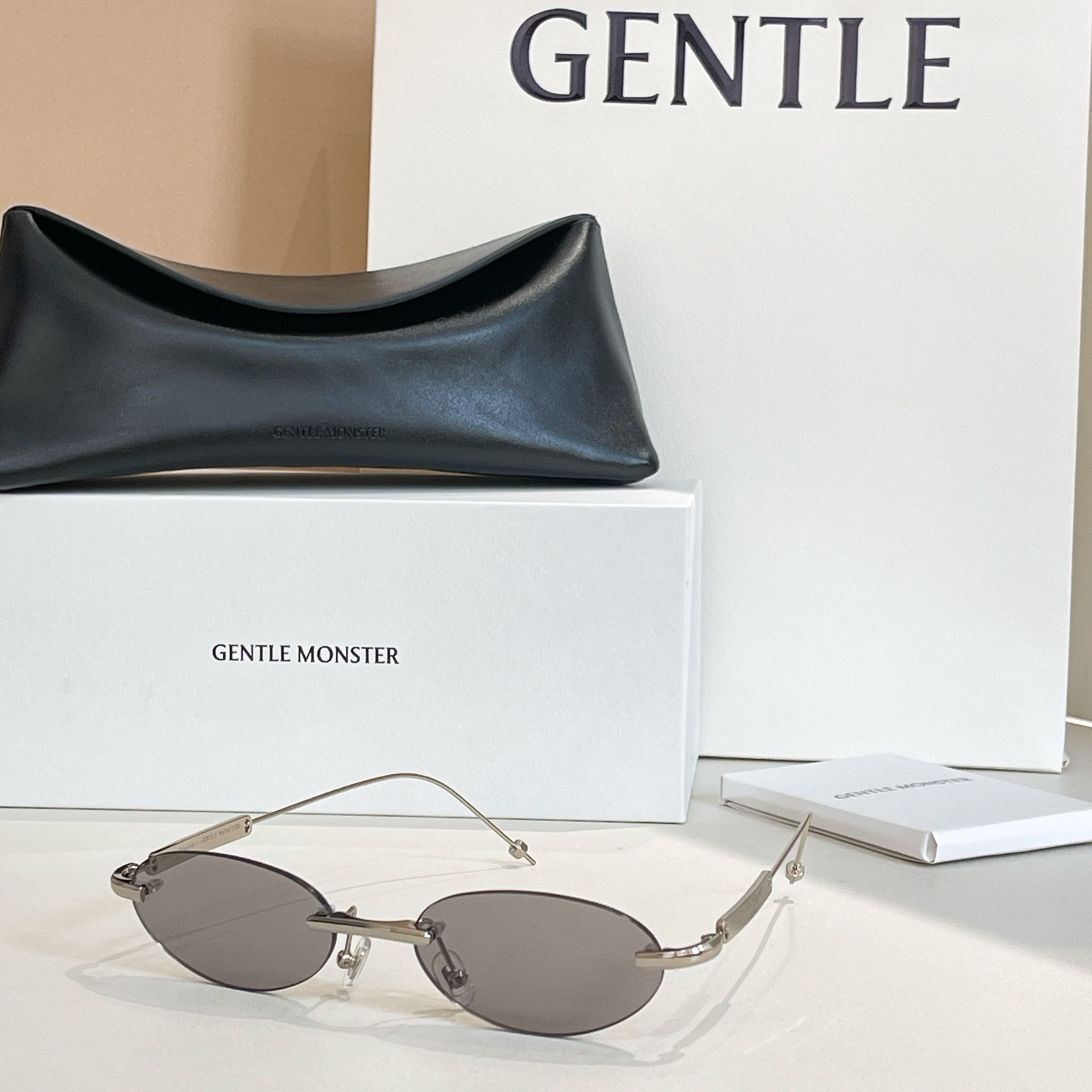 GENTLE MONSTE*🐼🐼🐼MODEL：MM217 🐼🐼🐼SIZE：55口19-140🐼🐼🐼