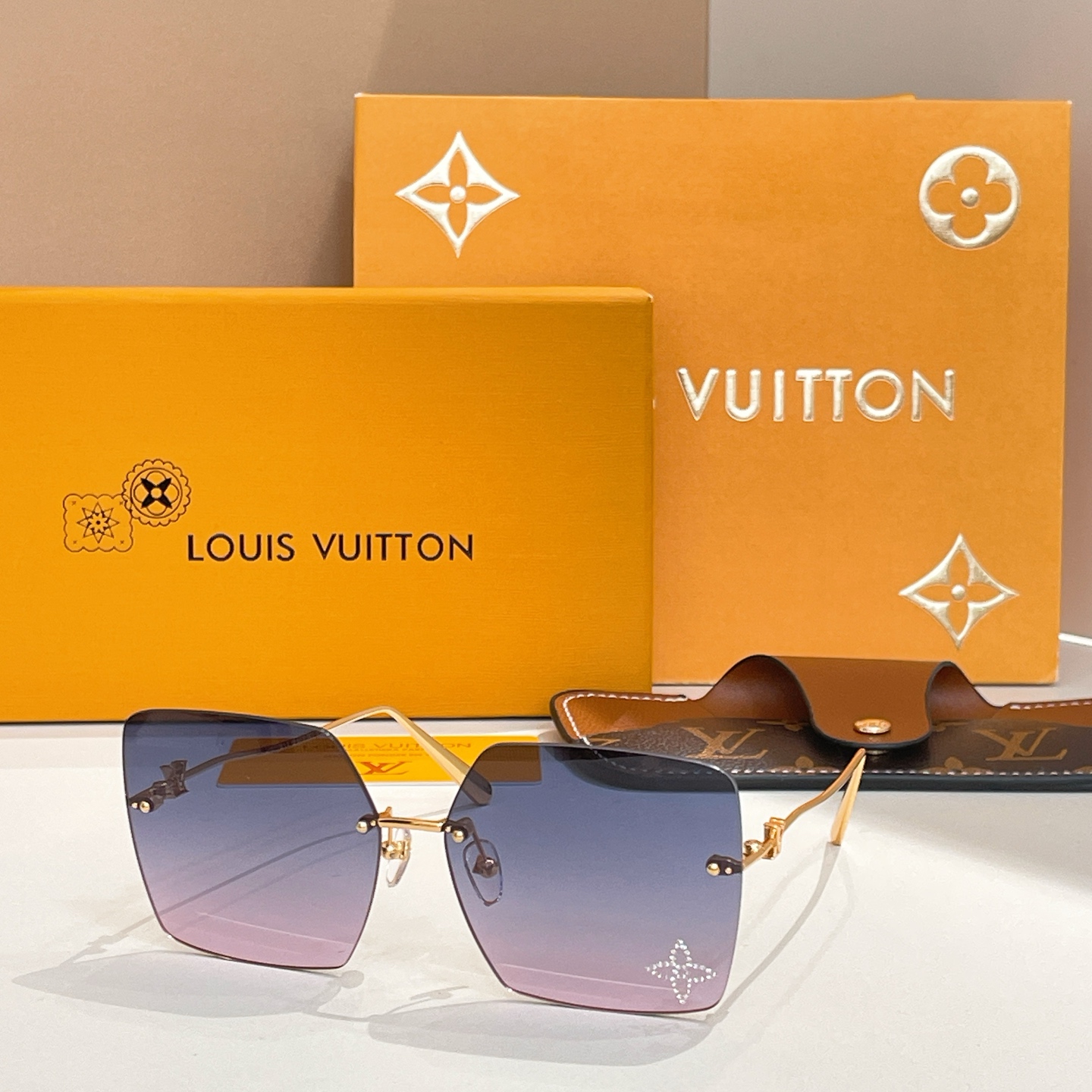 LOUIS VUITTO*✨✨✨MODEL：Z2961U✨✨✨ SIZE：61口14-140✨✨✨