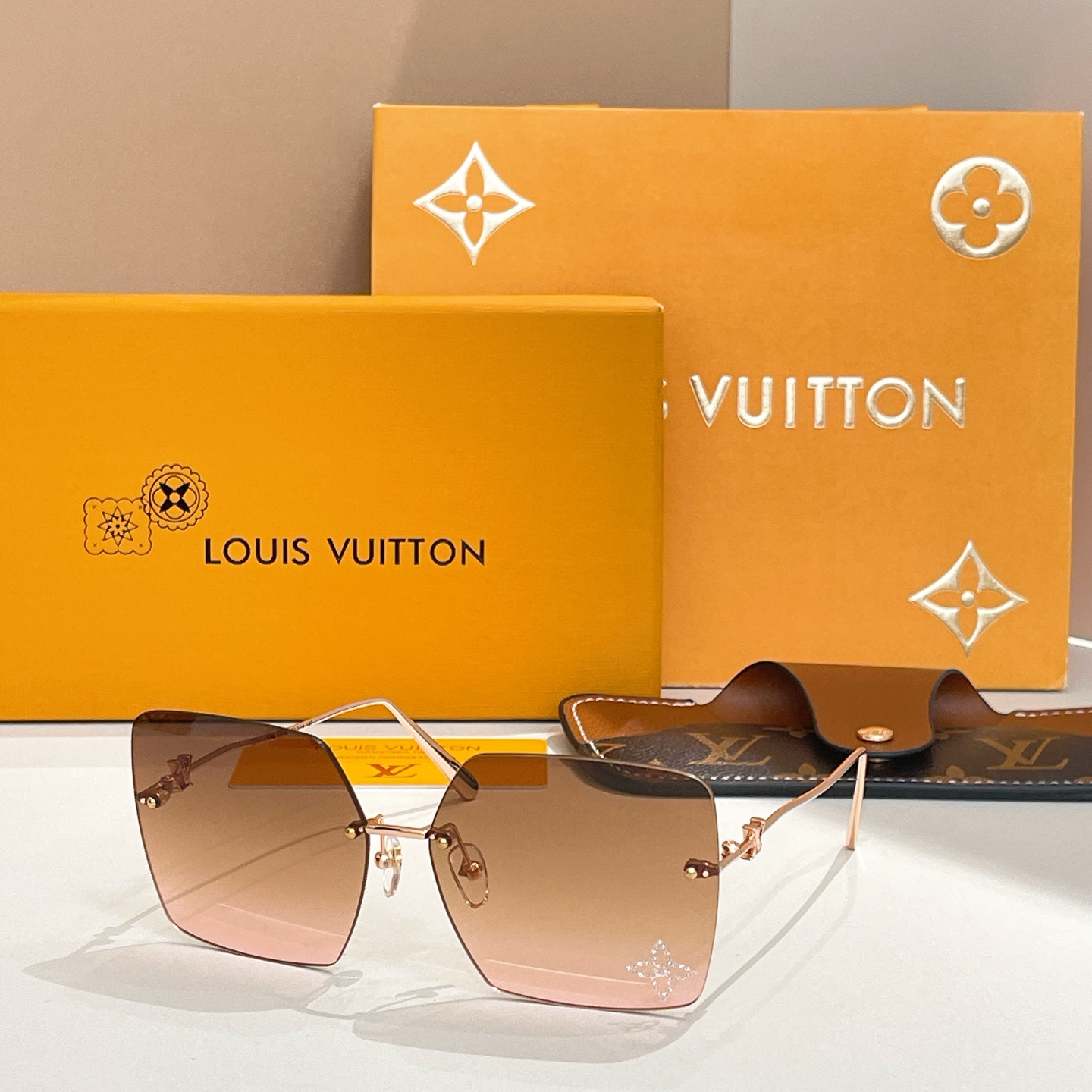 LOUIS VUITTO*✨✨✨MODEL：Z2961U✨✨✨ SIZE：61口14-140✨✨✨