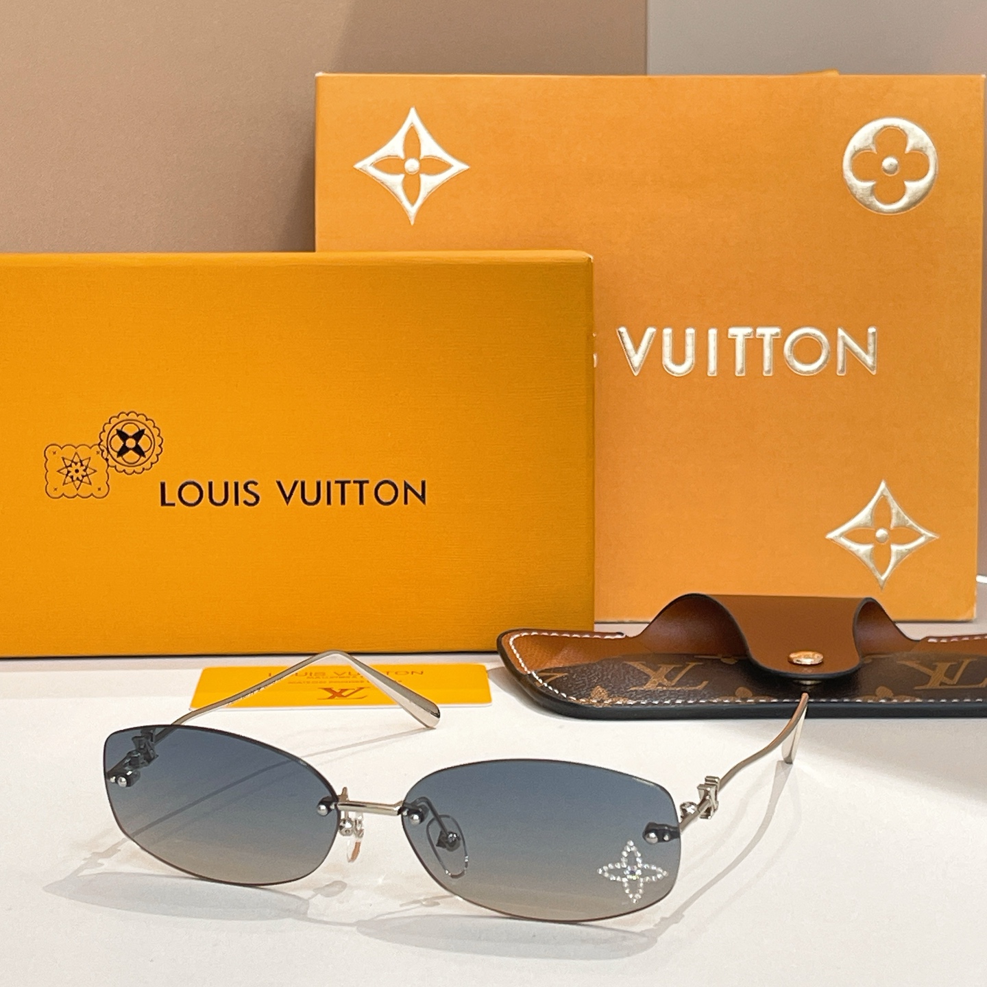 LOUIS VUITTO*✨✨✨MODEL：Z2803U✨✨✨ SIZE：58口14-140✨✨✨