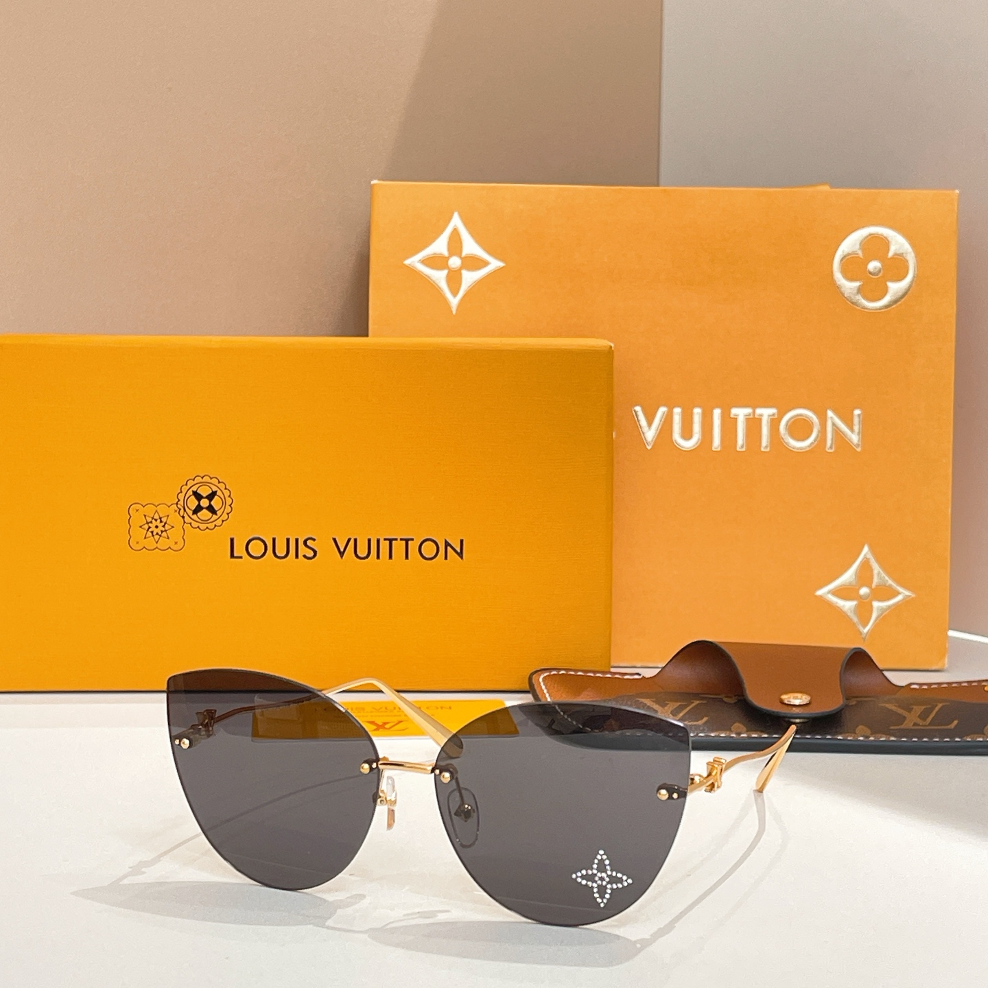 LOUIS VUITTO*✨✨✨MODEL：Z2827U✨✨✨ SIZE：61口14-140✨✨✨