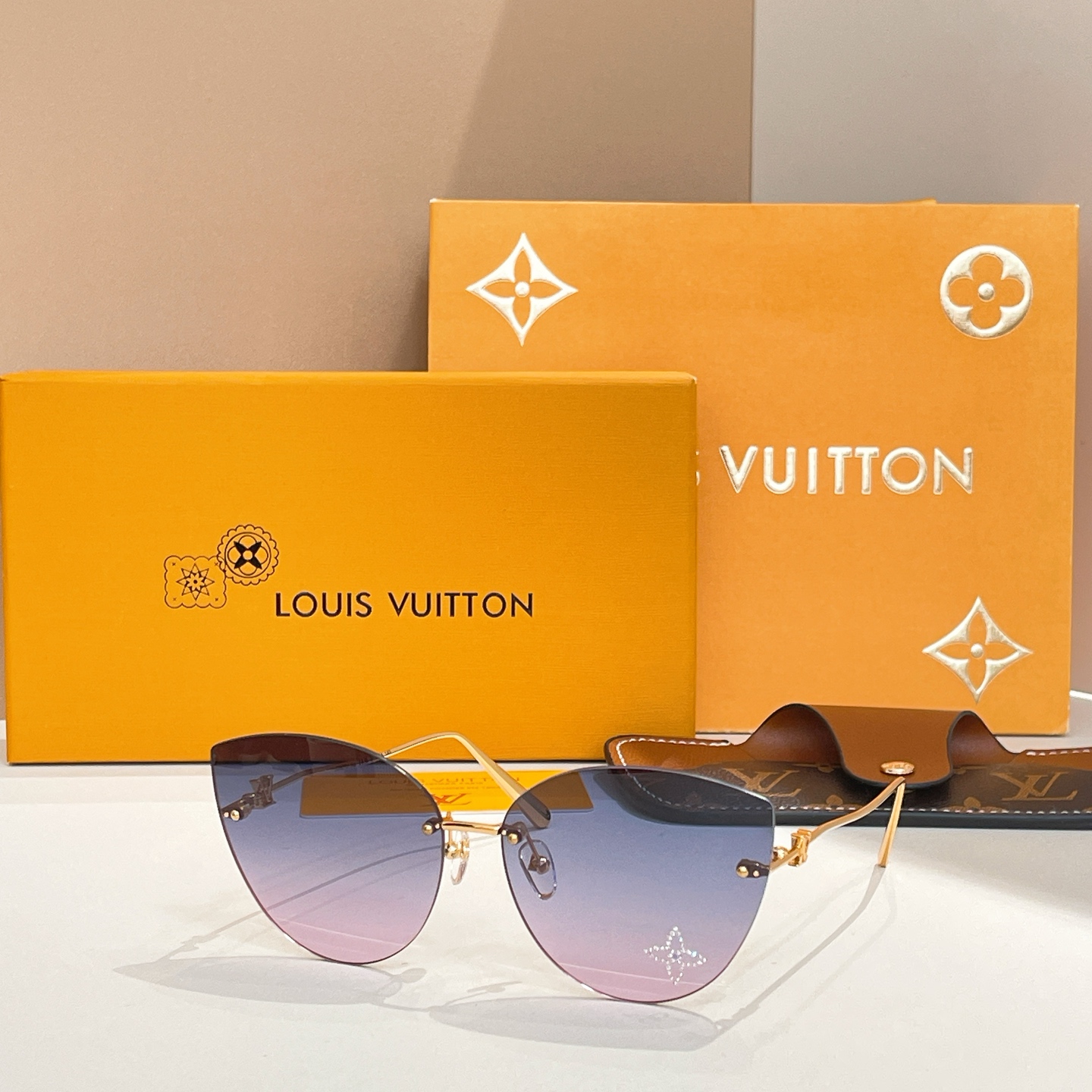 LOUIS VUITTO*✨✨✨MODEL：Z2827U✨✨✨ SIZE：61口14-140✨✨✨