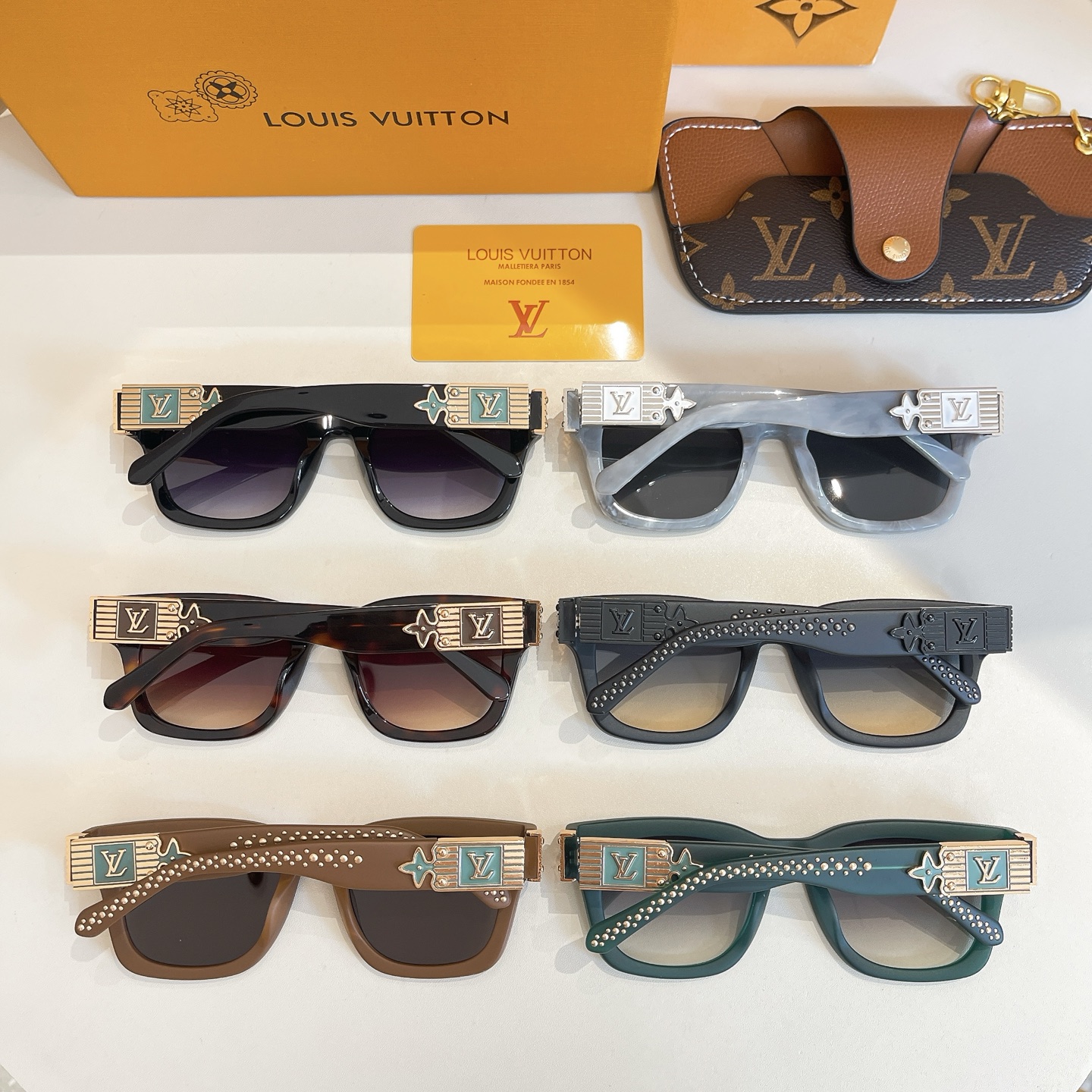 LOUIS VUITTO*✨✨✨MODEL：Z2013U✨✨✨ SIZE：52口21-140✨✨✨