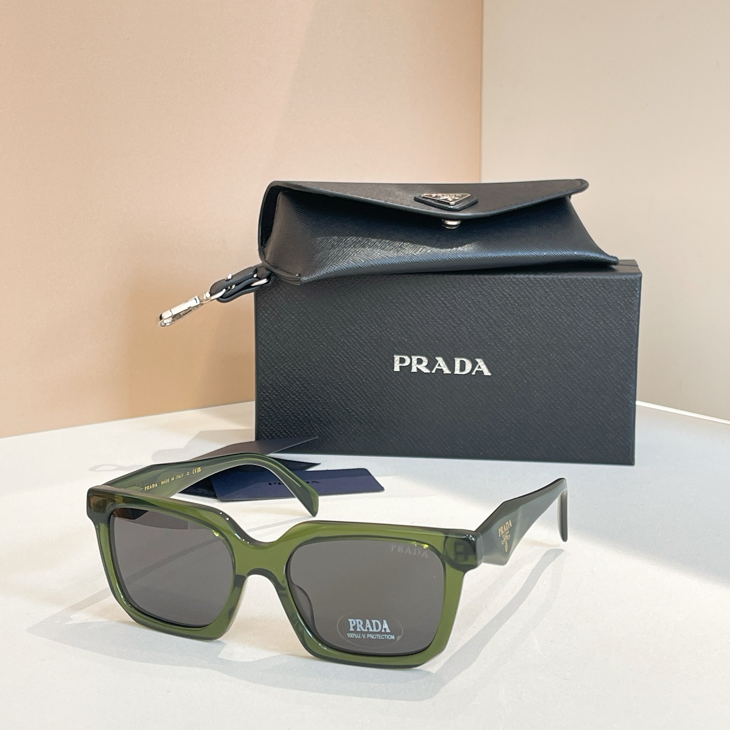 PRADA✨✨✨MODEL：PR 1754LS ✨✨✨SIZE：54口19-145 ✨✨✨