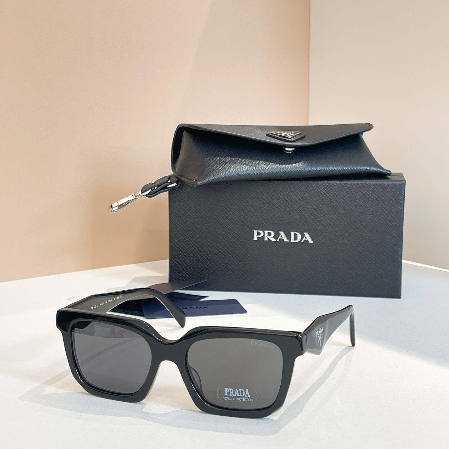 PRADA✨✨✨MODEL：PR 1754LS ✨✨✨SIZE：54口19-145 ✨✨✨