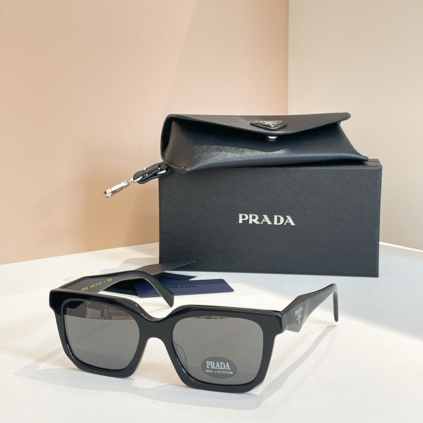 PRADA✨✨✨MODEL：PR 1754LS ✨✨✨SIZE：54口19-145 ✨✨✨
