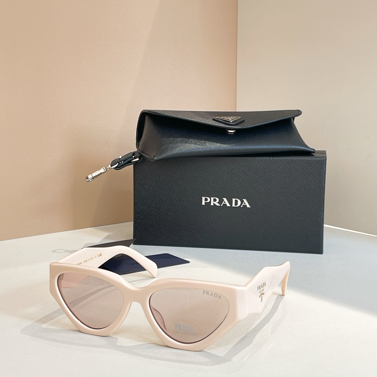 PRADA✨✨✨MODEL：PR 1753LS ✨✨✨SIZE：54口18-145 ✨✨✨