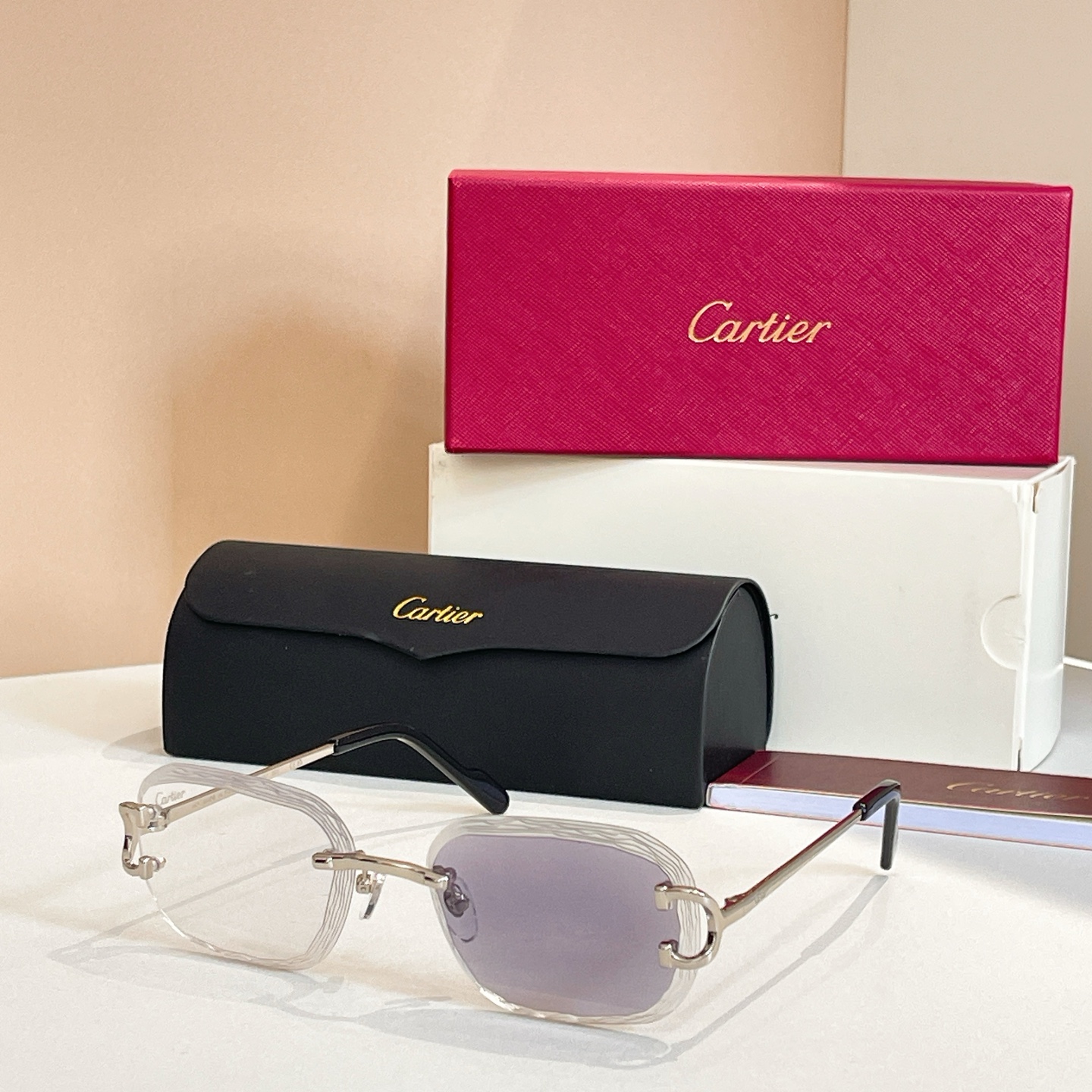 Cartie*✨✨✨MODEL：CT06116J✨✨✨SIZE  140✨✨✨太阳镜，变色片