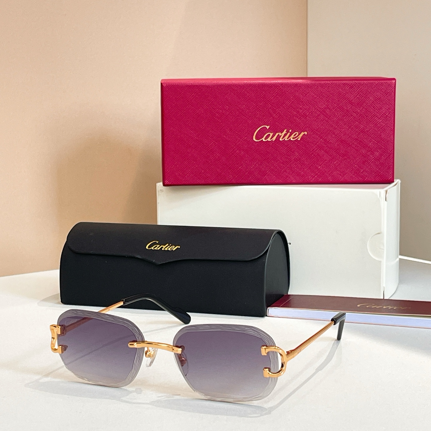 Cartie*✨✨✨MODEL：CT06116J✨✨✨SIZE  140✨✨✨太阳镜，变色片