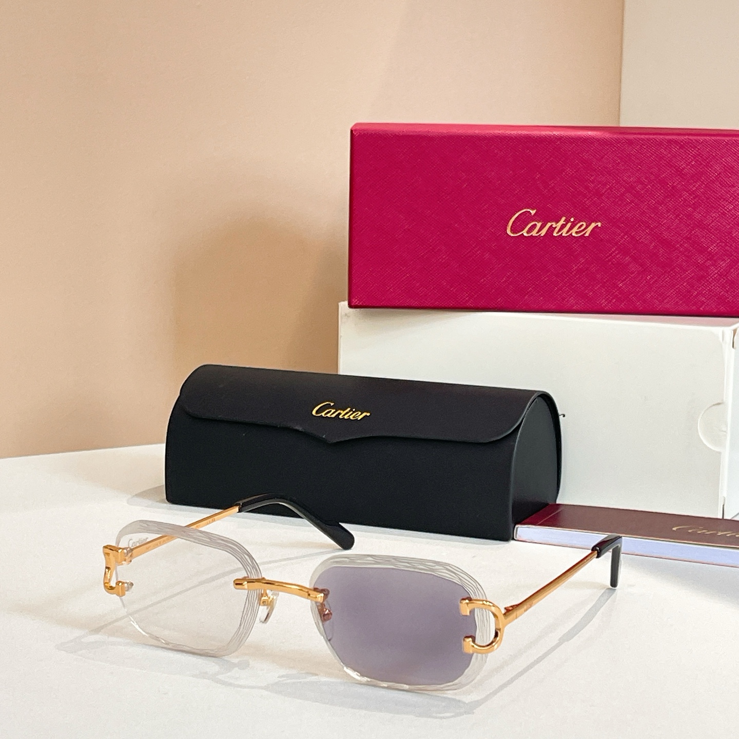 Cartie*✨✨✨MODEL：CT06116J✨✨✨SIZE  140✨✨✨太阳镜，变色片