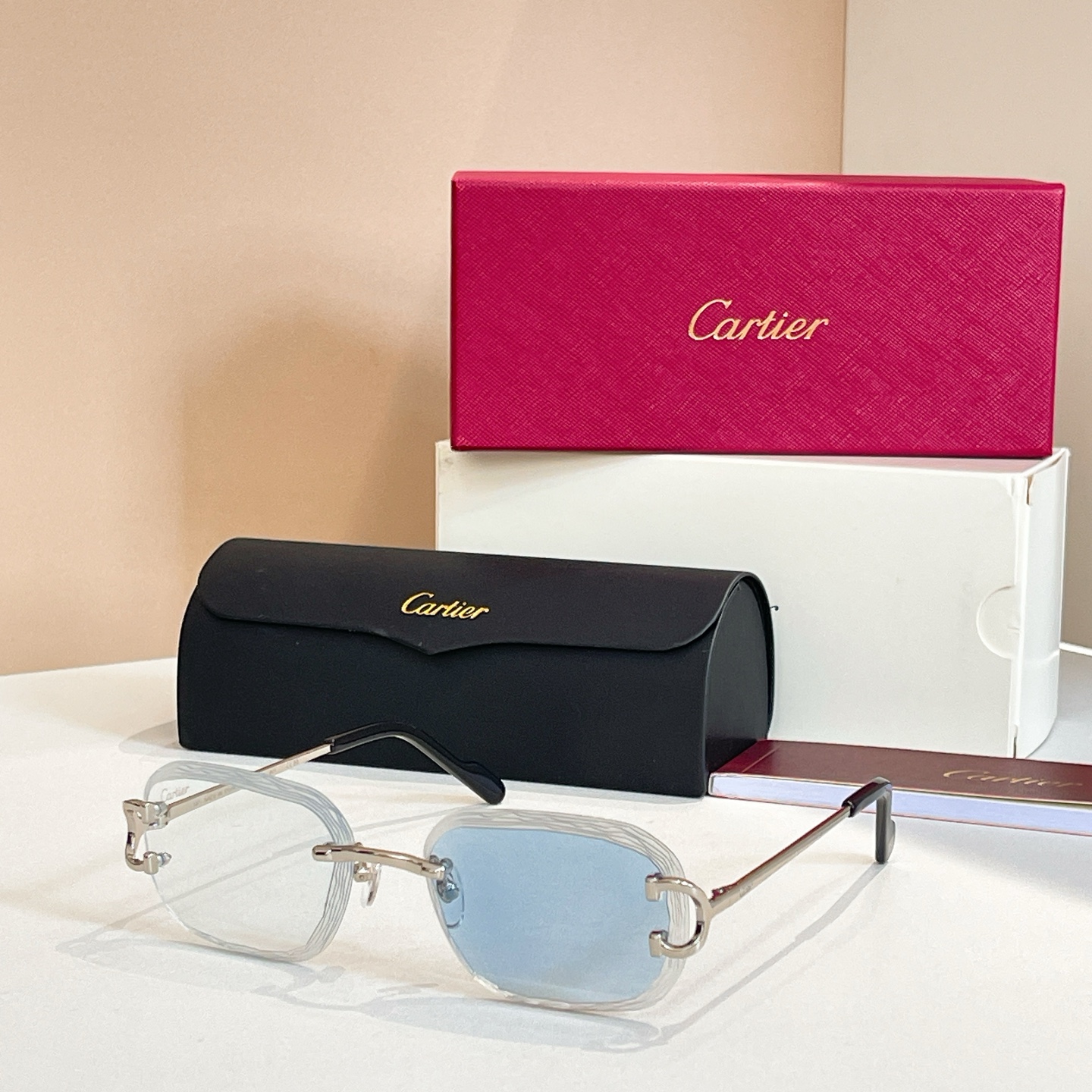 Cartie*✨✨✨MODEL：CT06116J✨✨✨SIZE  140✨✨✨太阳镜，变色片