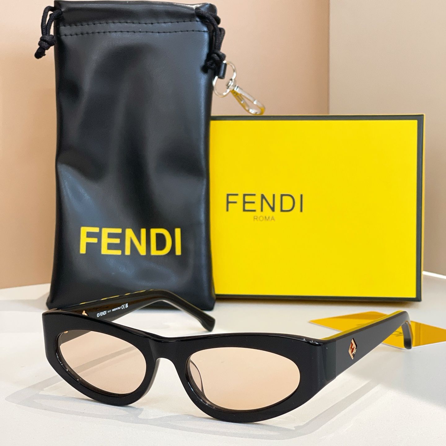 FEND*✨✨✨MODEL FE40118✨✨✨SIZE53口20-145✨✨✨ 