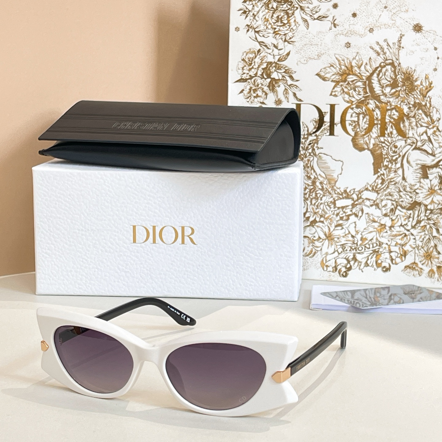 DIO*🌟🌟🌟MODEL：DiorButterfly S2I🌟🌟🌟SIZE：54口17-145🌟🌟🌟