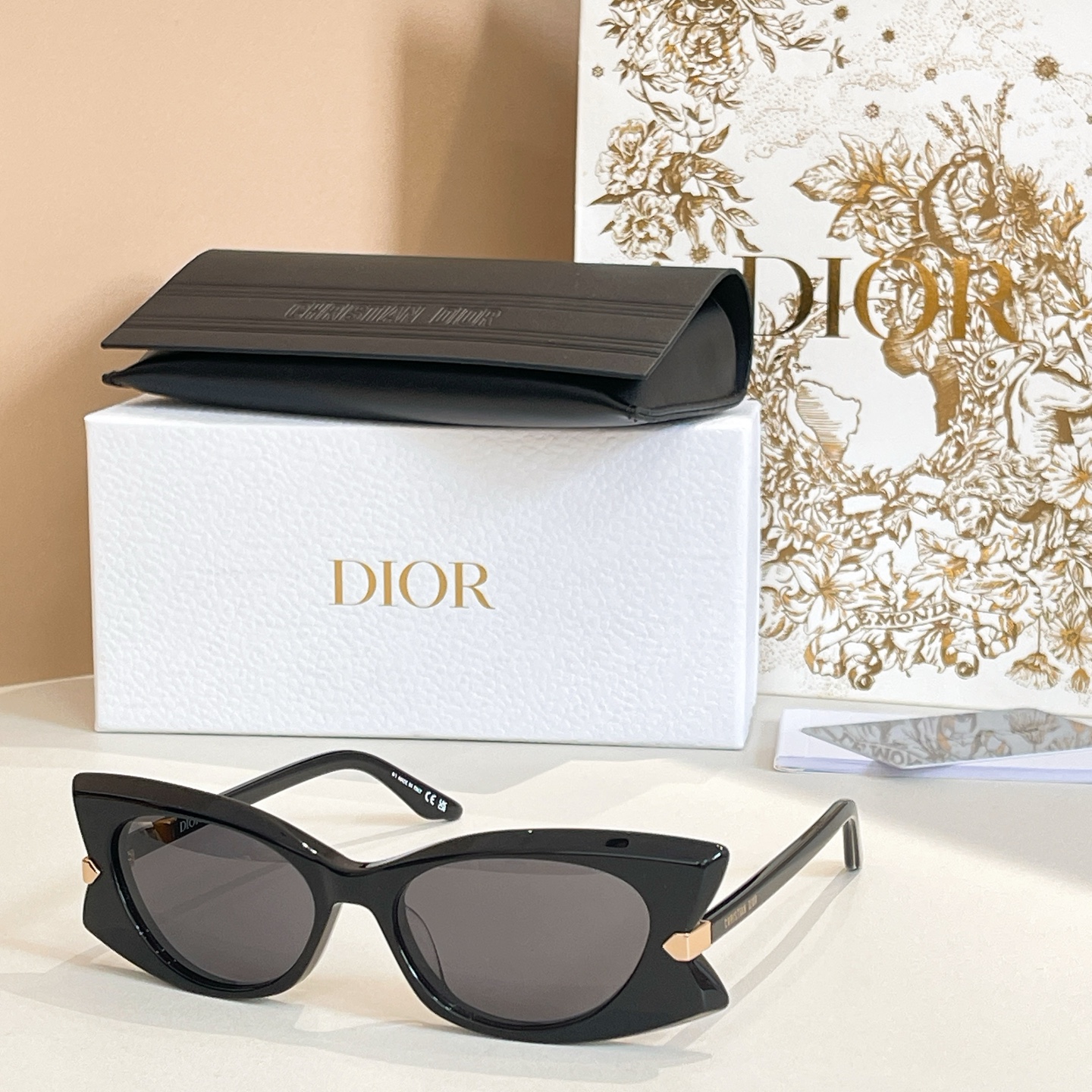 DIO*🌟🌟🌟MODEL：DiorButterfly S2I🌟🌟🌟SIZE：54口17-145🌟🌟🌟