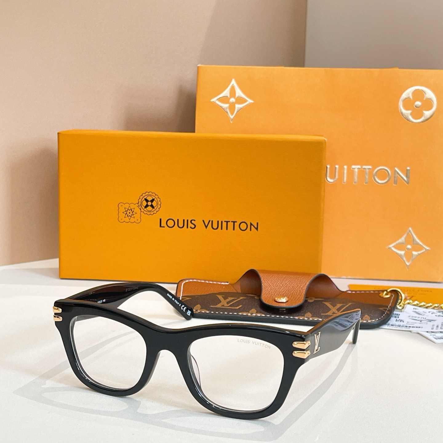 LOUIS VUITTO*✨✨✨MODEL：Z2927U✨✨✨ SIZE：51口13-145✨✨✨