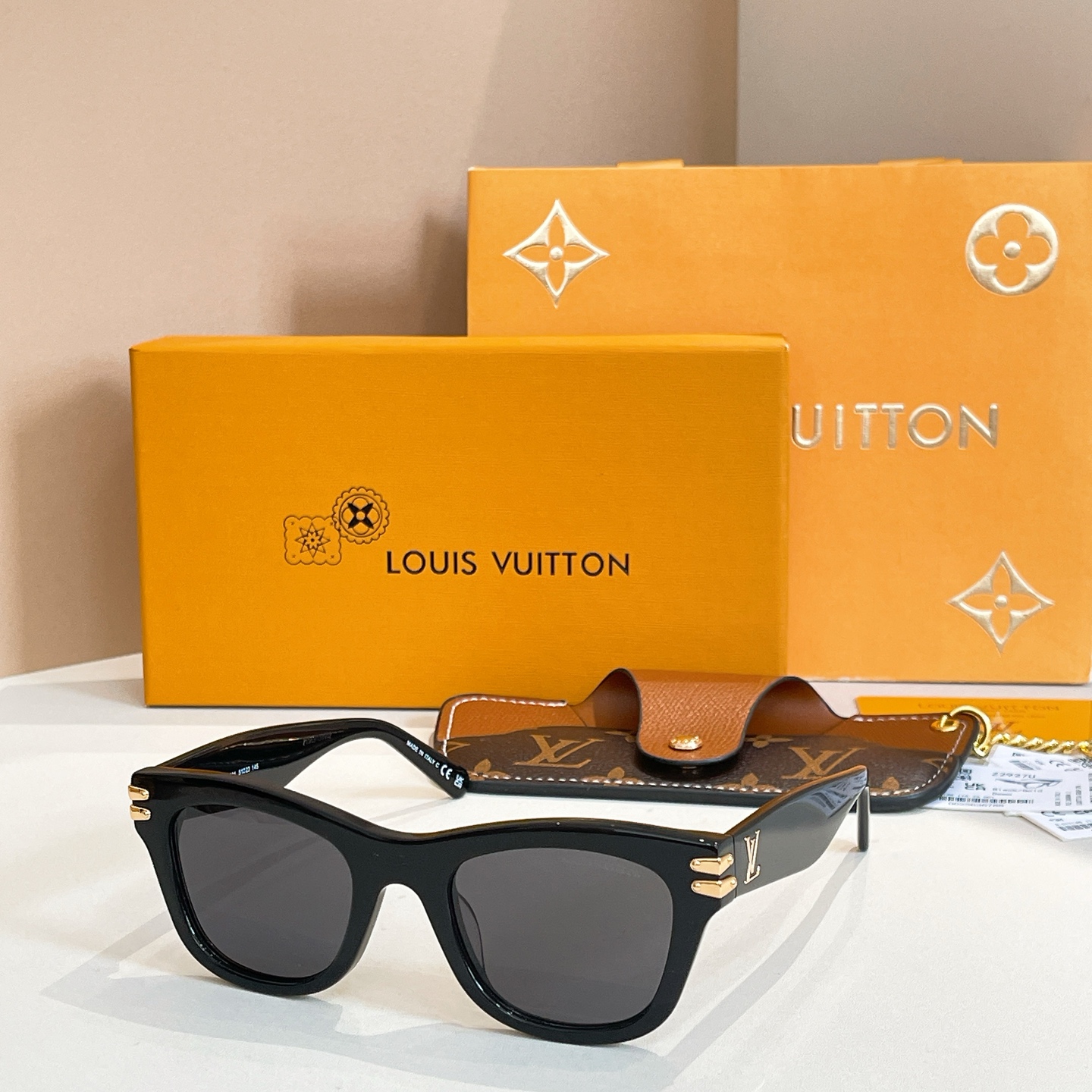 LOUIS VUITTO*✨✨✨MODEL：Z2927U✨✨✨ SIZE：51口13-145✨✨✨