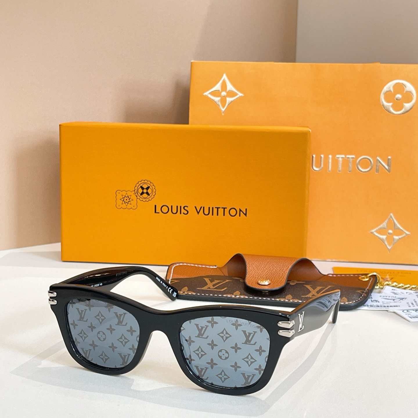 LOUIS VUITTO*✨✨✨MODEL：Z2927U✨✨✨ SIZE：51口13-145✨✨✨