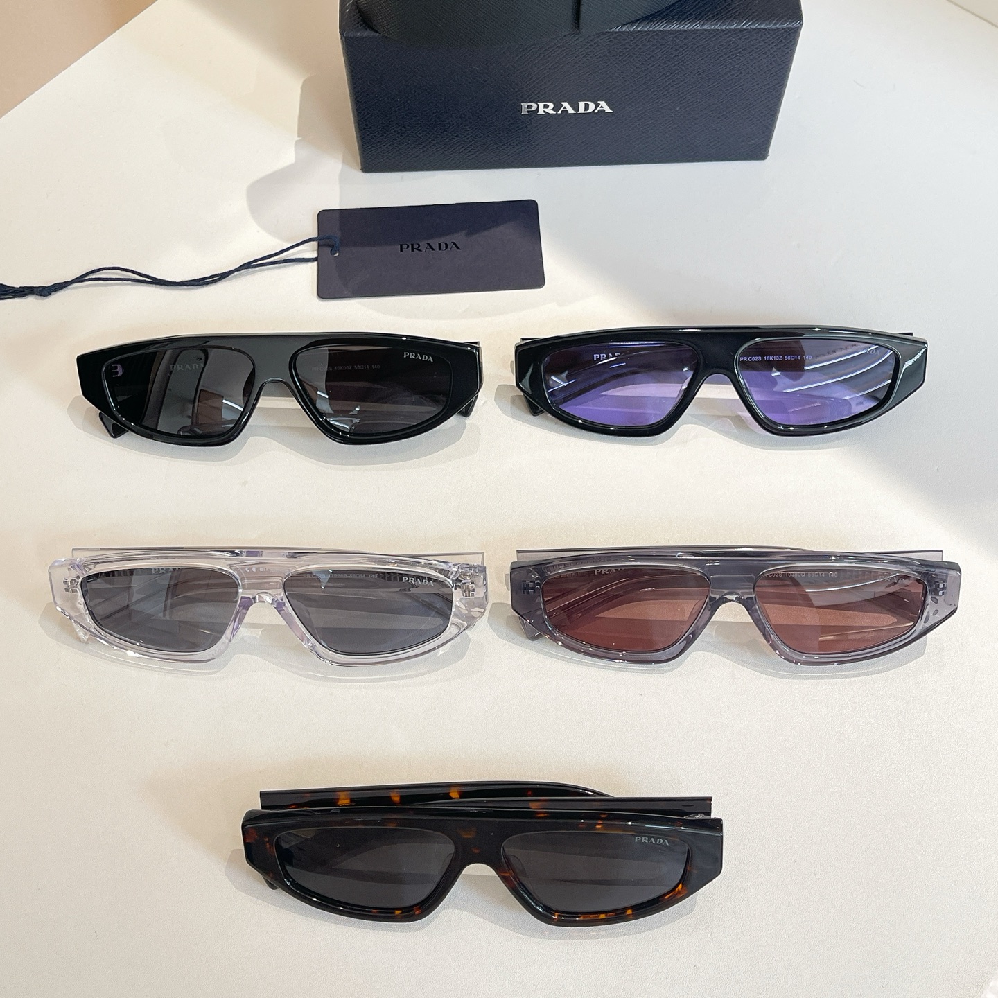 PRADA✨✨✨MODEL：SPS C02S✨✨✨SIZE：56口14-140✨✨✨