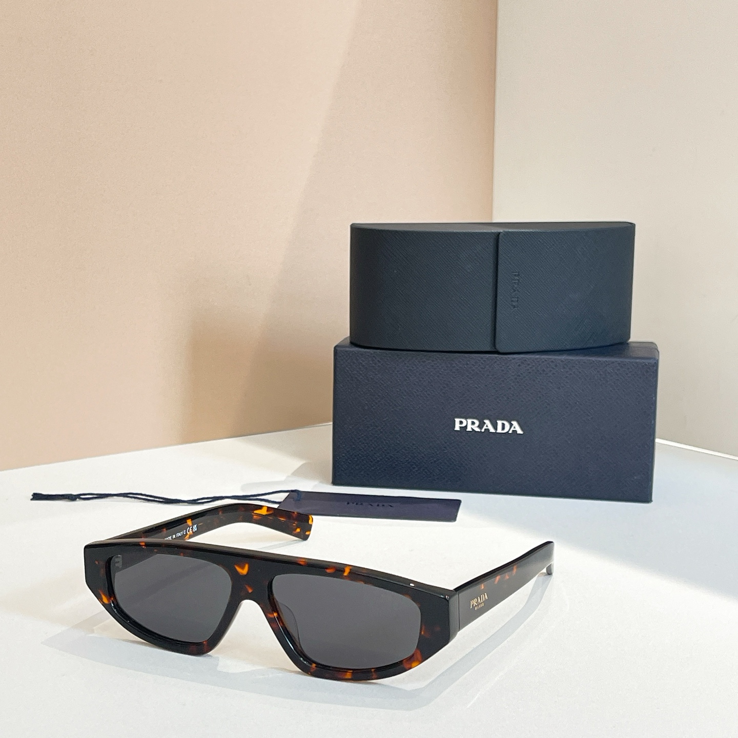 PRADA✨✨✨MODEL：SPS C02S✨✨✨SIZE：56口14-140✨✨✨