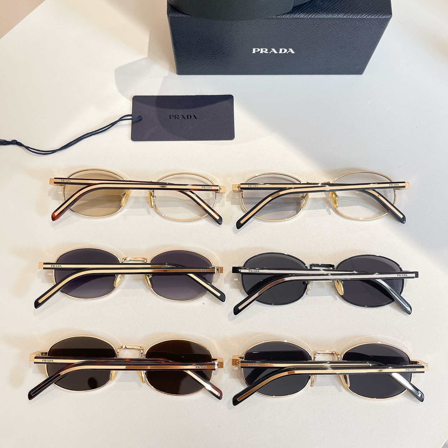 PRADA✨✨✨MODEL：PR B53S✨✨✨SIZE：52口22-145✨✨✨太阳镜，变色片