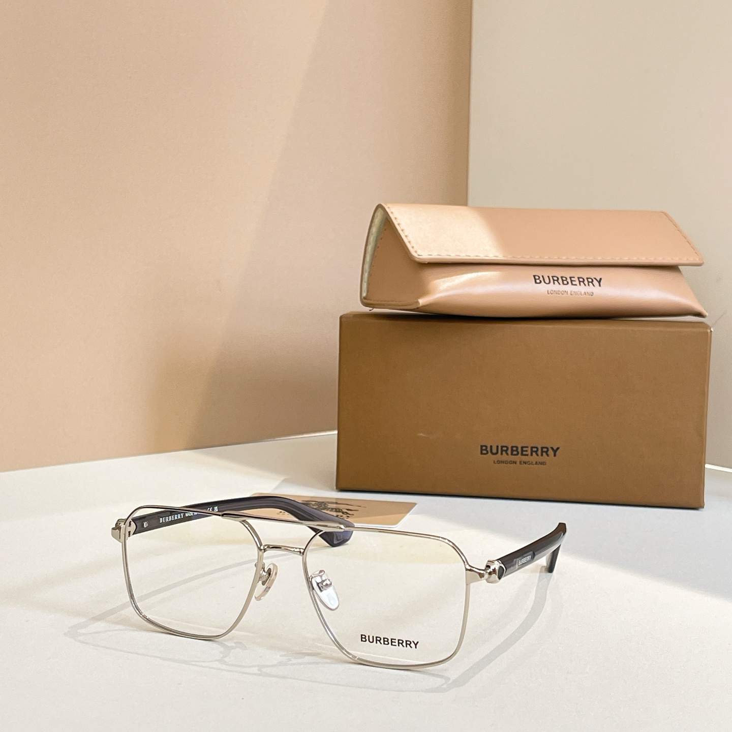 BURBERR*⭐️⭐️⭐️MODEL：BE 1395D⭐️⭐️⭐️SIZE：56口16-145⭐️⭐️