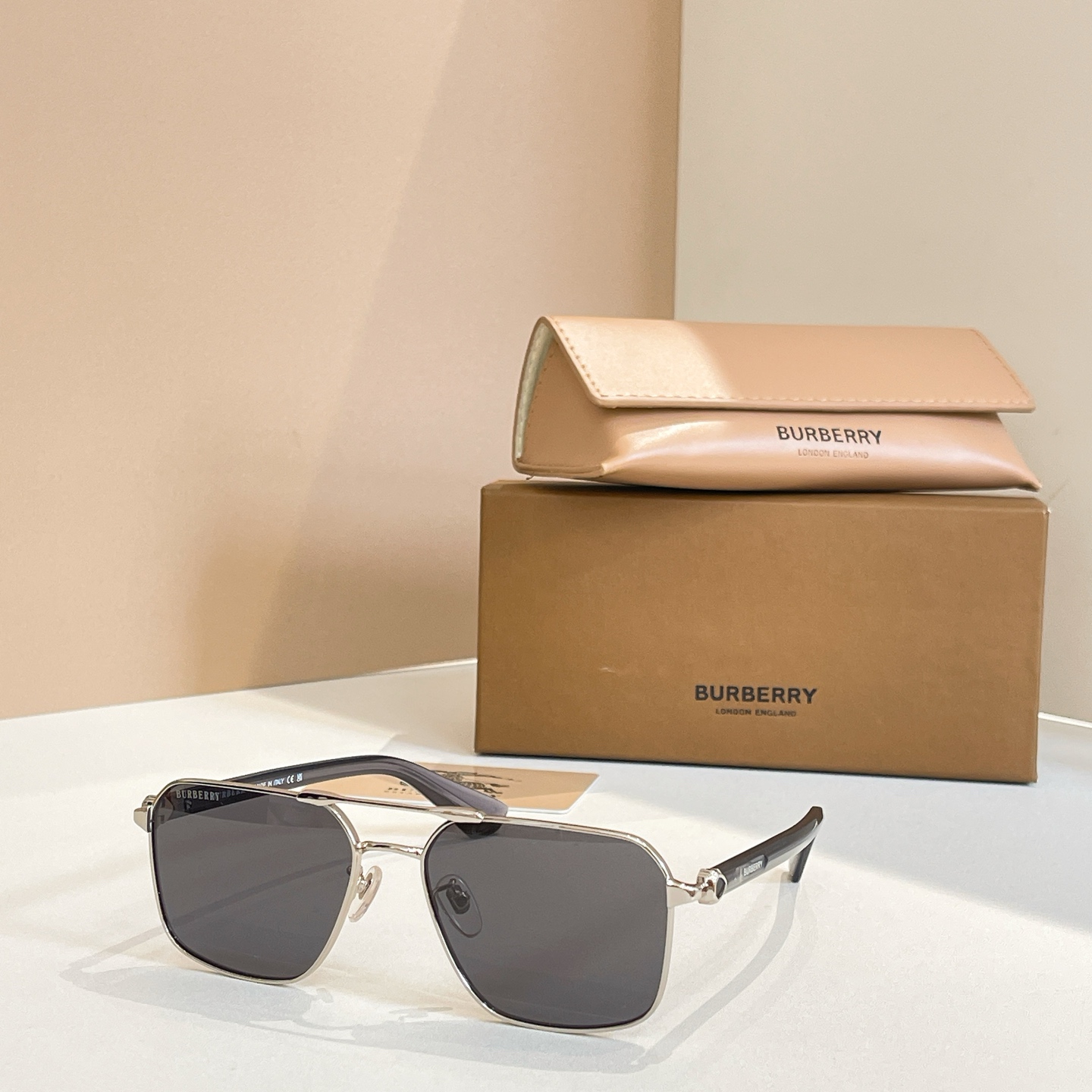 BURBERR*⭐️⭐️⭐️MODEL：BE 1395D⭐️⭐️⭐️SIZE：56口16-145⭐️⭐️