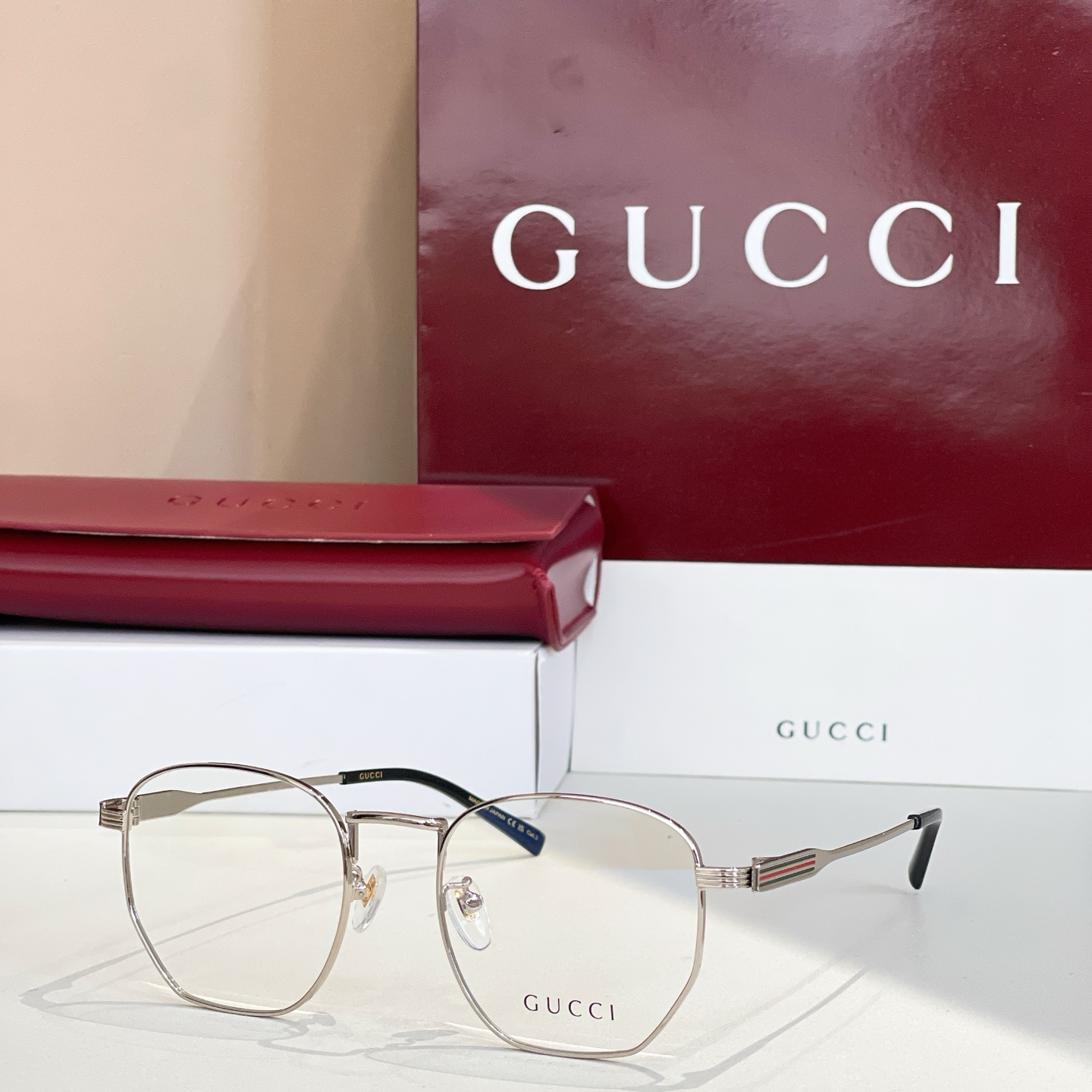 GUCC*🐝🐝🐝MODEL：GG1878Sk🐝🐝🐝SIZE：52口22-145🐝🐝🐝